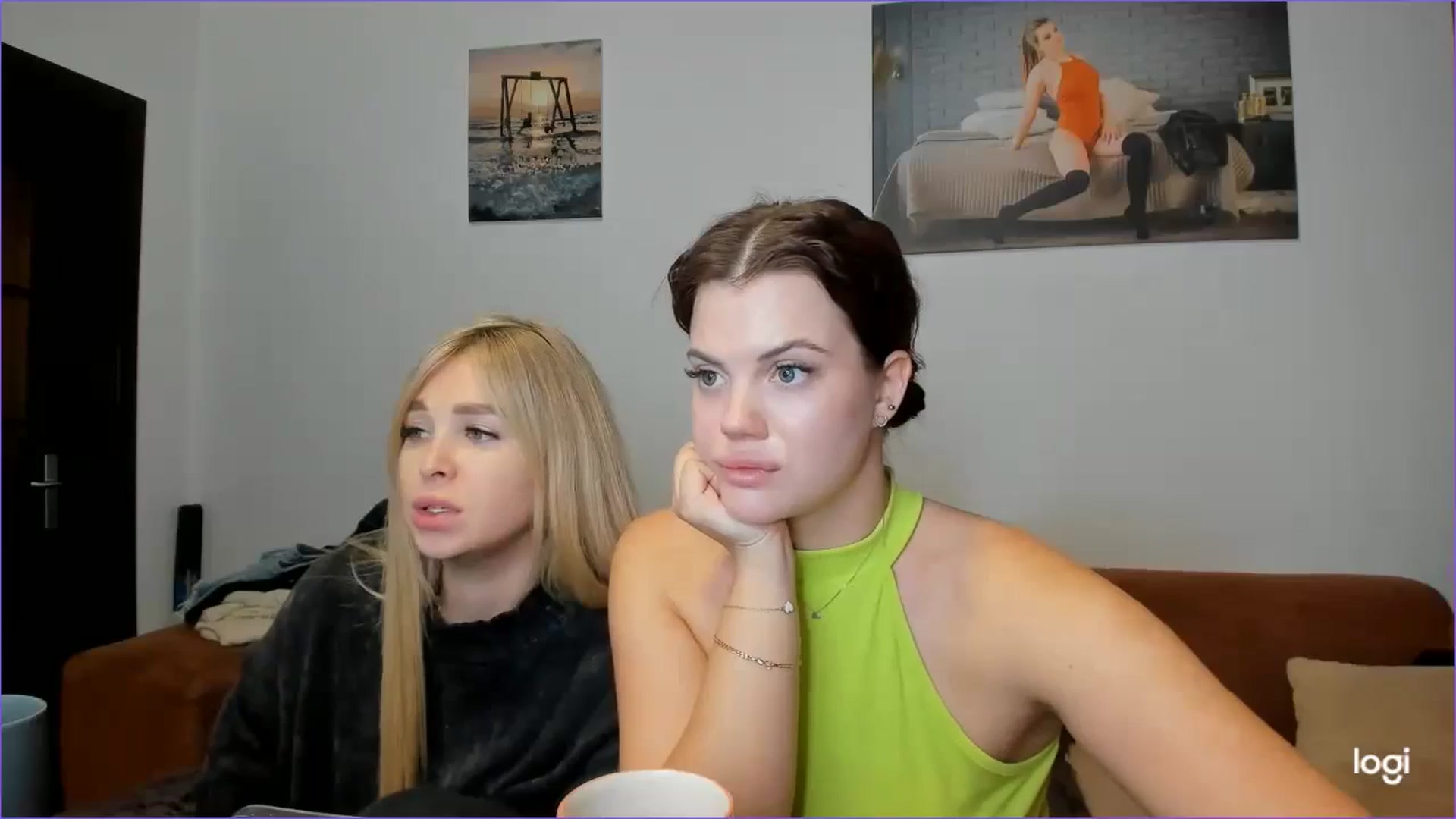 Gallery image thumbnail from StefaniNell's myfreecams stream on, 11/21/2024, 11:07 image 12 of 20