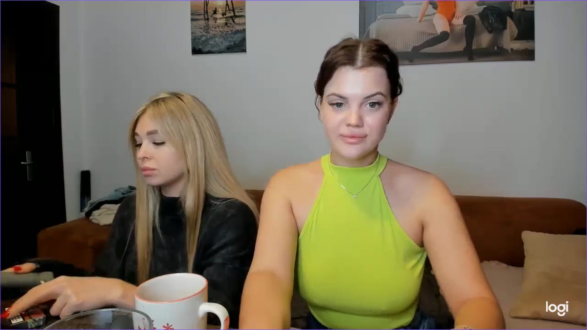 Gallery image thumbnail from StefaniNell's myfreecams stream on, 11/21/2024, 11:07 image 16 of 20