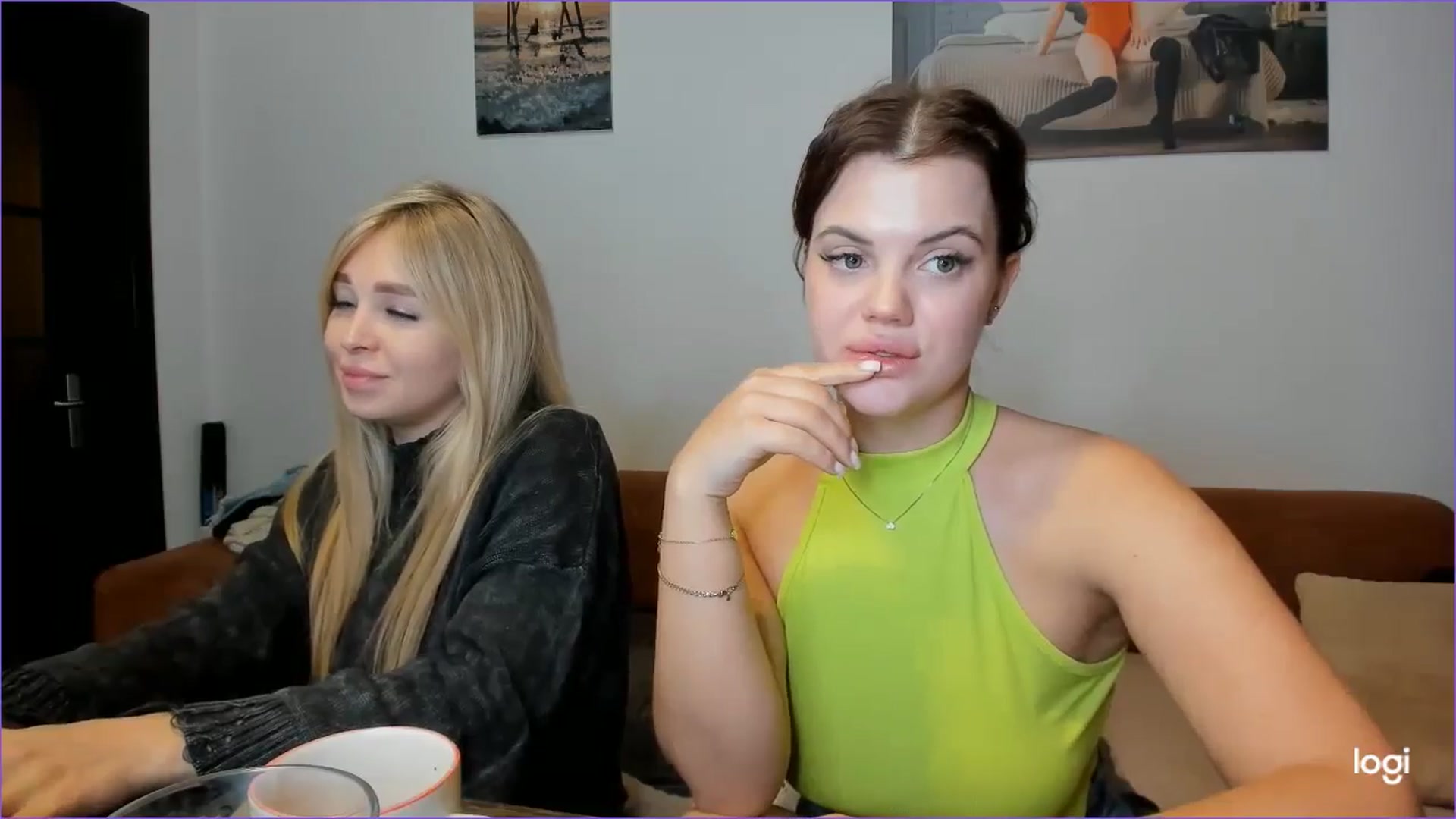 Gallery image thumbnail from StefaniNell's myfreecams stream on, 11/21/2024, 11:07 image 17 of 20