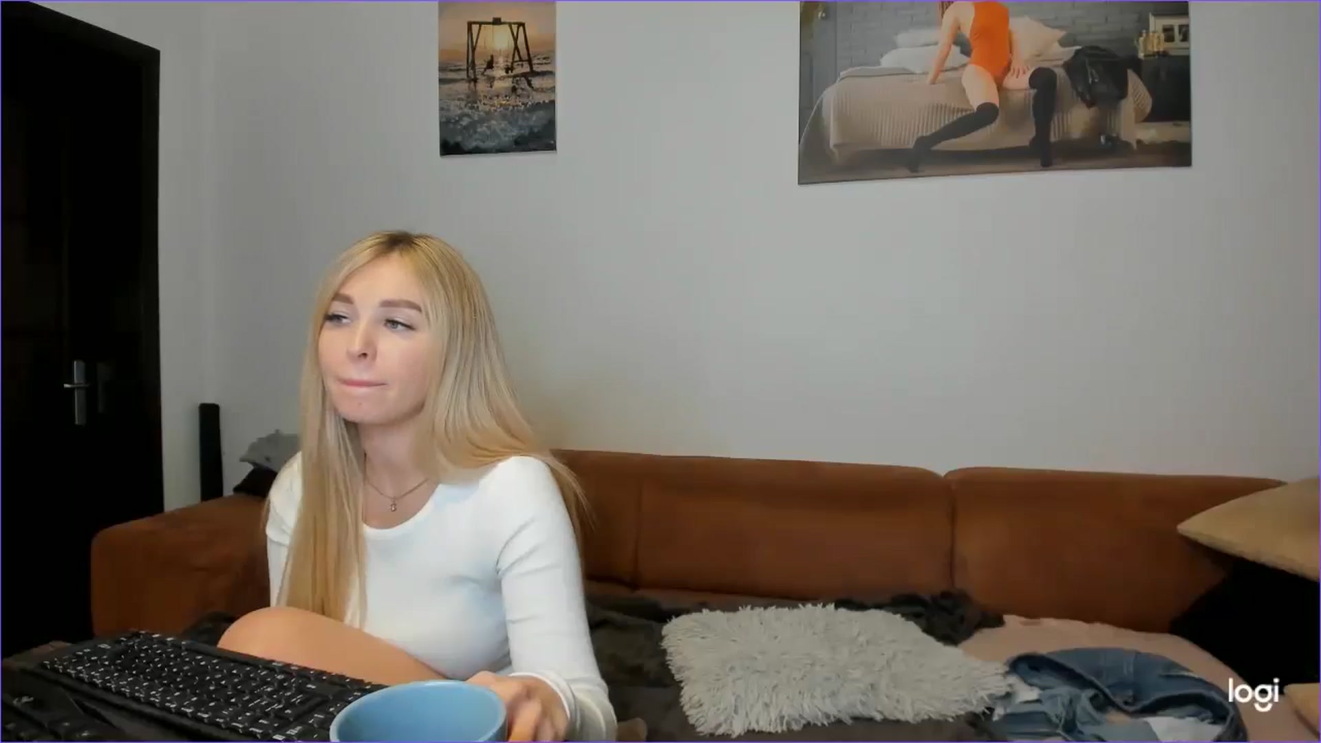Gallery image thumbnail from StefaniNell's myfreecams stream on, 11/27/2024, 08:35 image 8 of 20