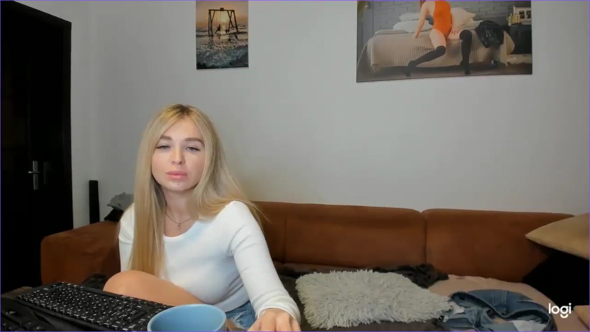 Gallery image thumbnail from StefaniNell's myfreecams stream on, 11/27/2024, 08:35 image 9 of 20