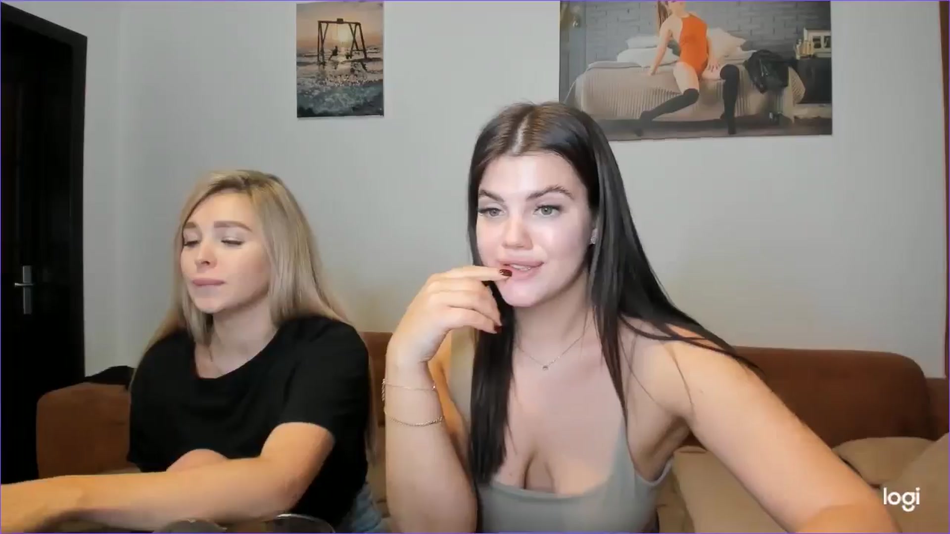 Gallery image thumbnail from StefaniNell's myfreecams stream on, 12/03/2024, 10:08 image 15 of 20