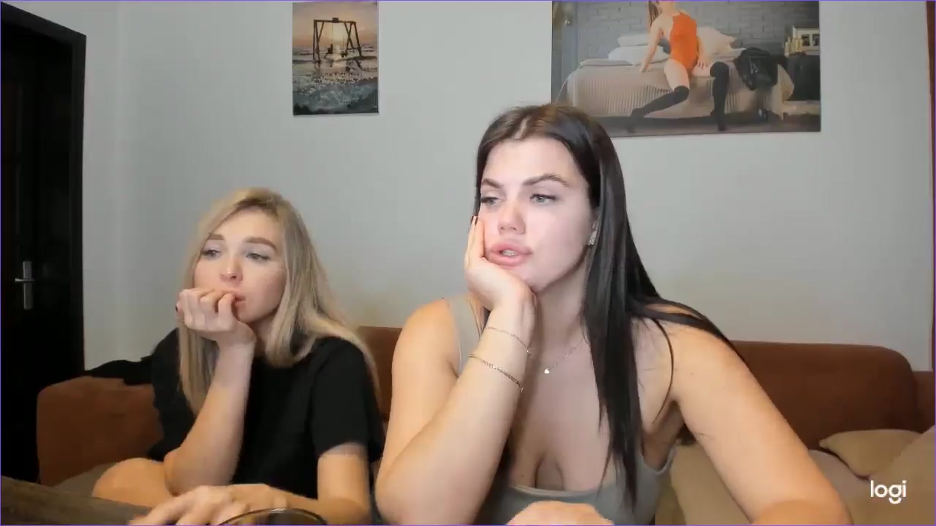 Gallery image thumbnail from StefaniNell's myfreecams stream on, 12/03/2024, 10:08 image 13 of 20