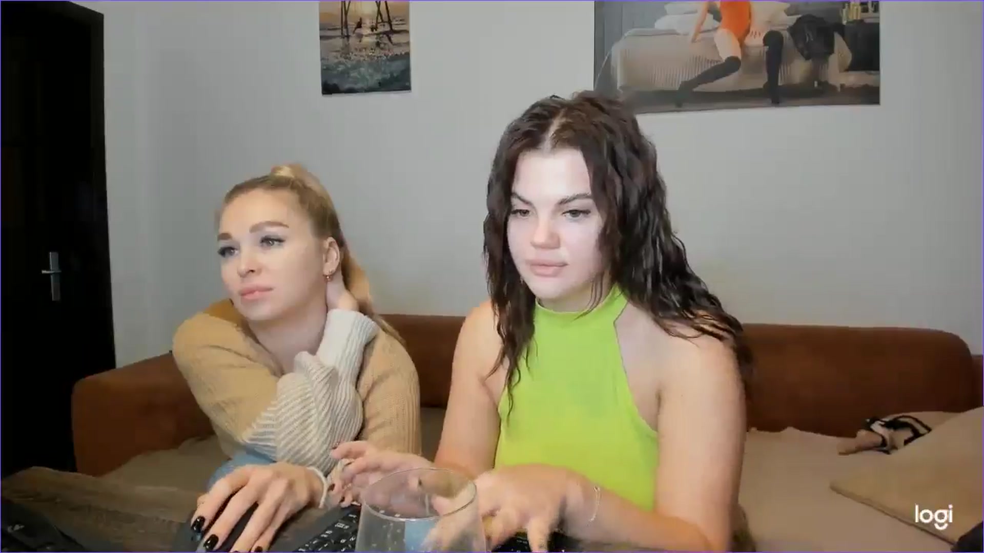 Gallery image thumbnail from StefaniNell's myfreecams stream on, 12/07/2024, 10:17 image 3 of 20