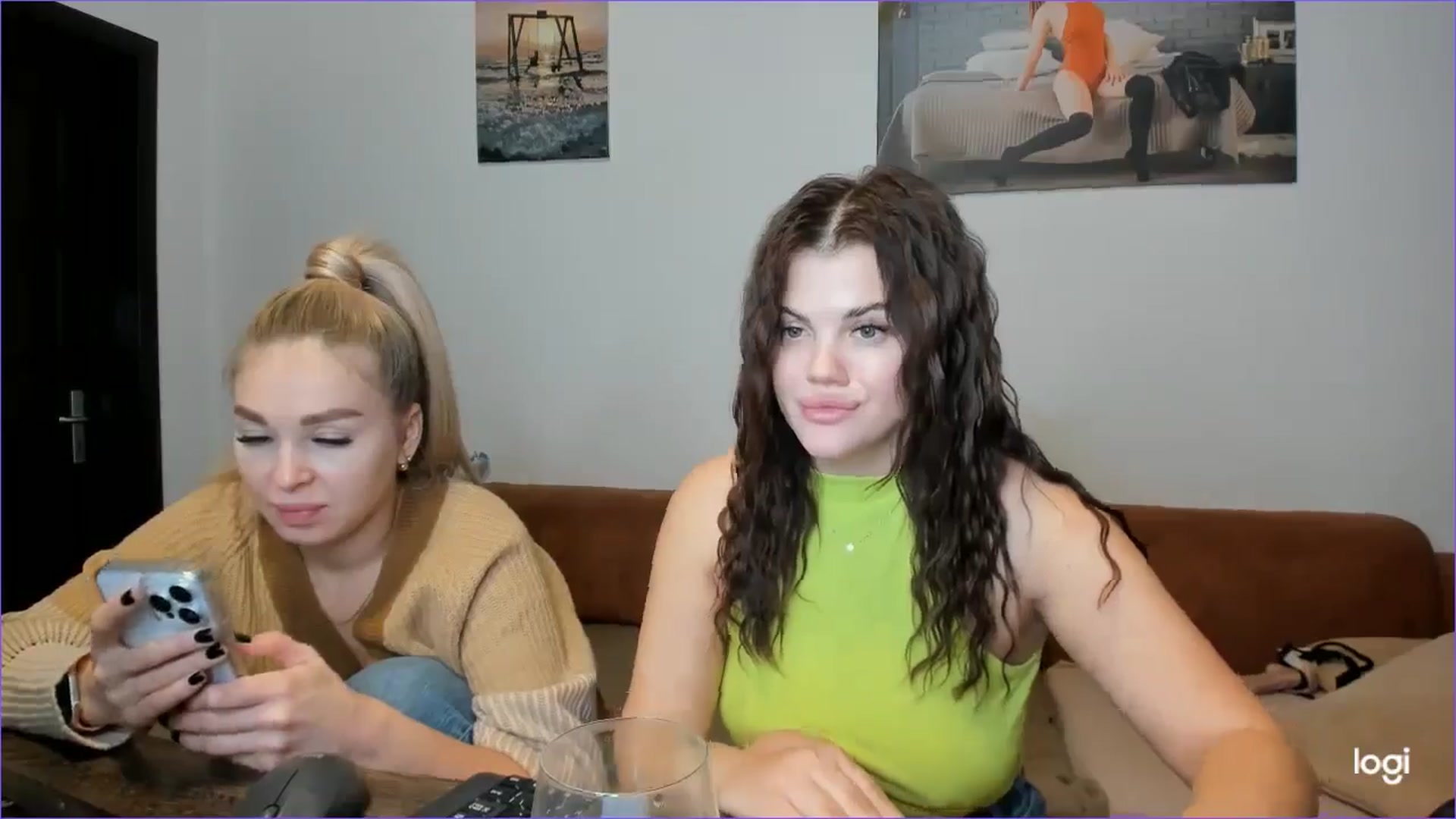 Gallery image thumbnail from StefaniNell's myfreecams stream on, 12/07/2024, 10:17 image 18 of 20