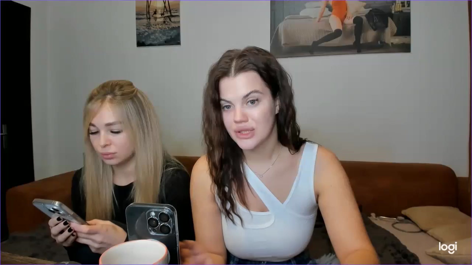 Gallery image thumbnail from StefaniNell's myfreecams stream on, 12/15/2024, 09:47 image 1 of 20