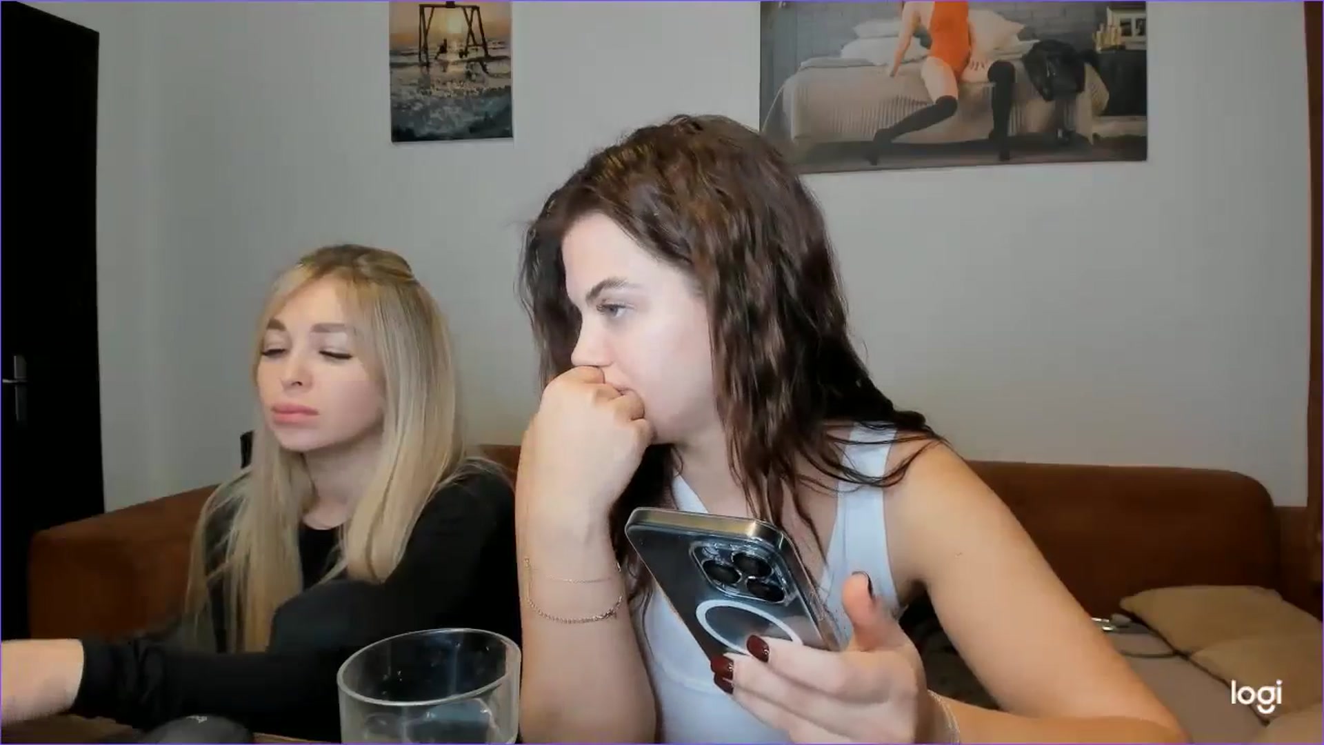Gallery image thumbnail from StefaniNell's myfreecams stream on, 12/15/2024, 10:35 image 8 of 20