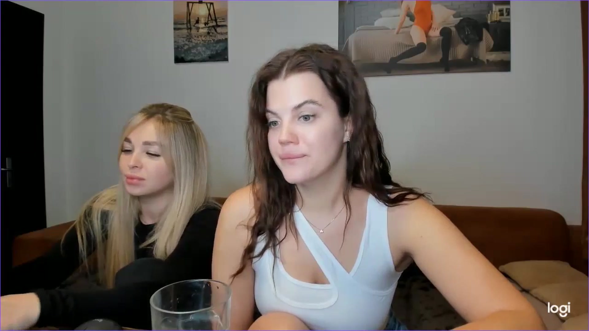 Gallery image thumbnail from StefaniNell's myfreecams stream on, 12/15/2024, 10:35 image 6 of 20
