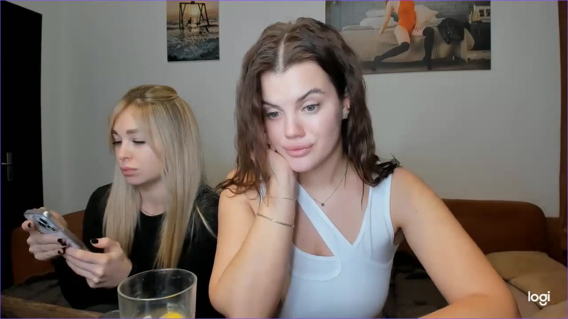 Gallery image thumbnail from StefaniNell's myfreecams stream on, 12/15/2024, 11:37 image 16 of 20
