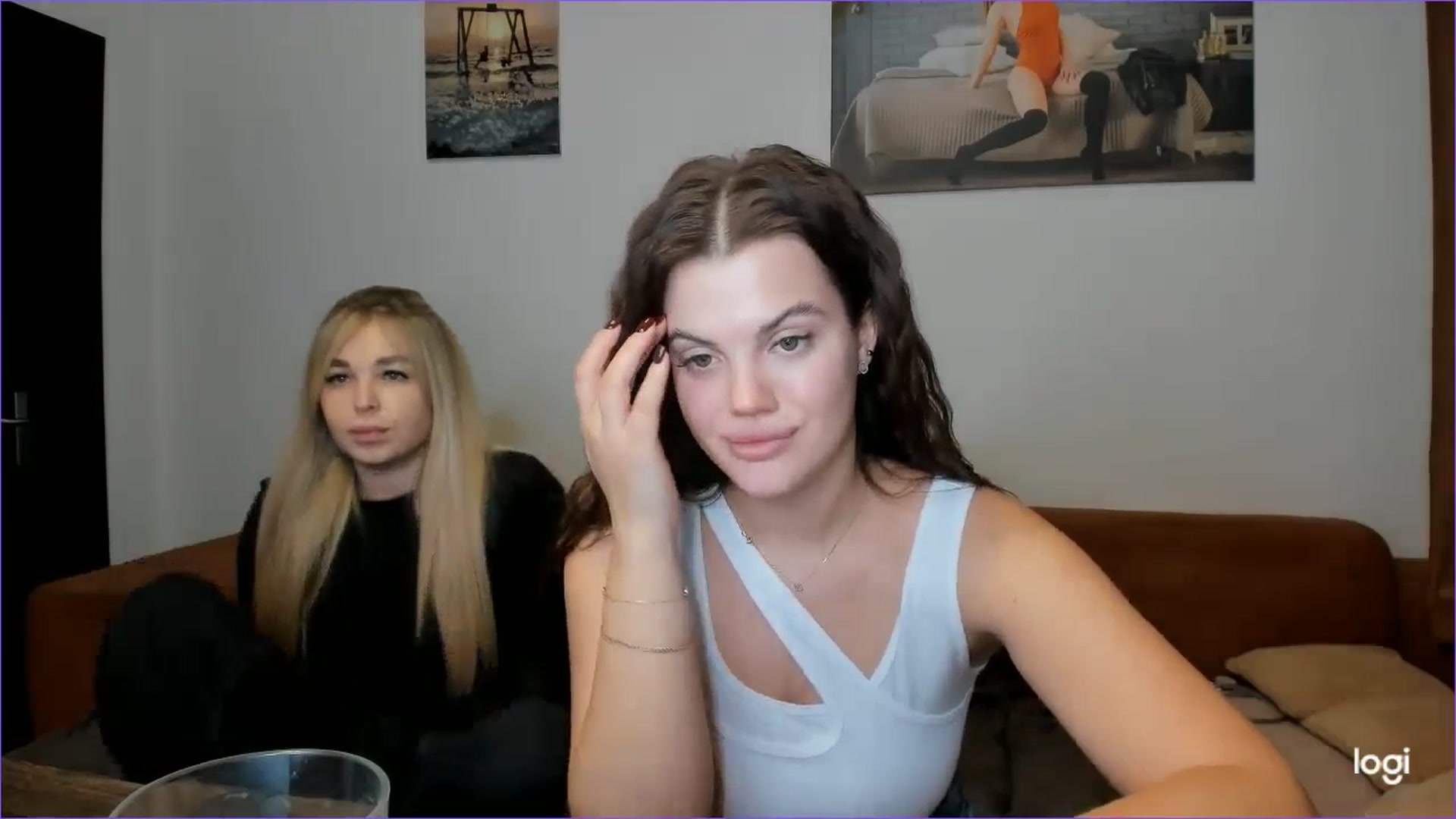 Gallery image thumbnail from StefaniNell's myfreecams stream on, 12/15/2024, 12:10 image 10 of 20