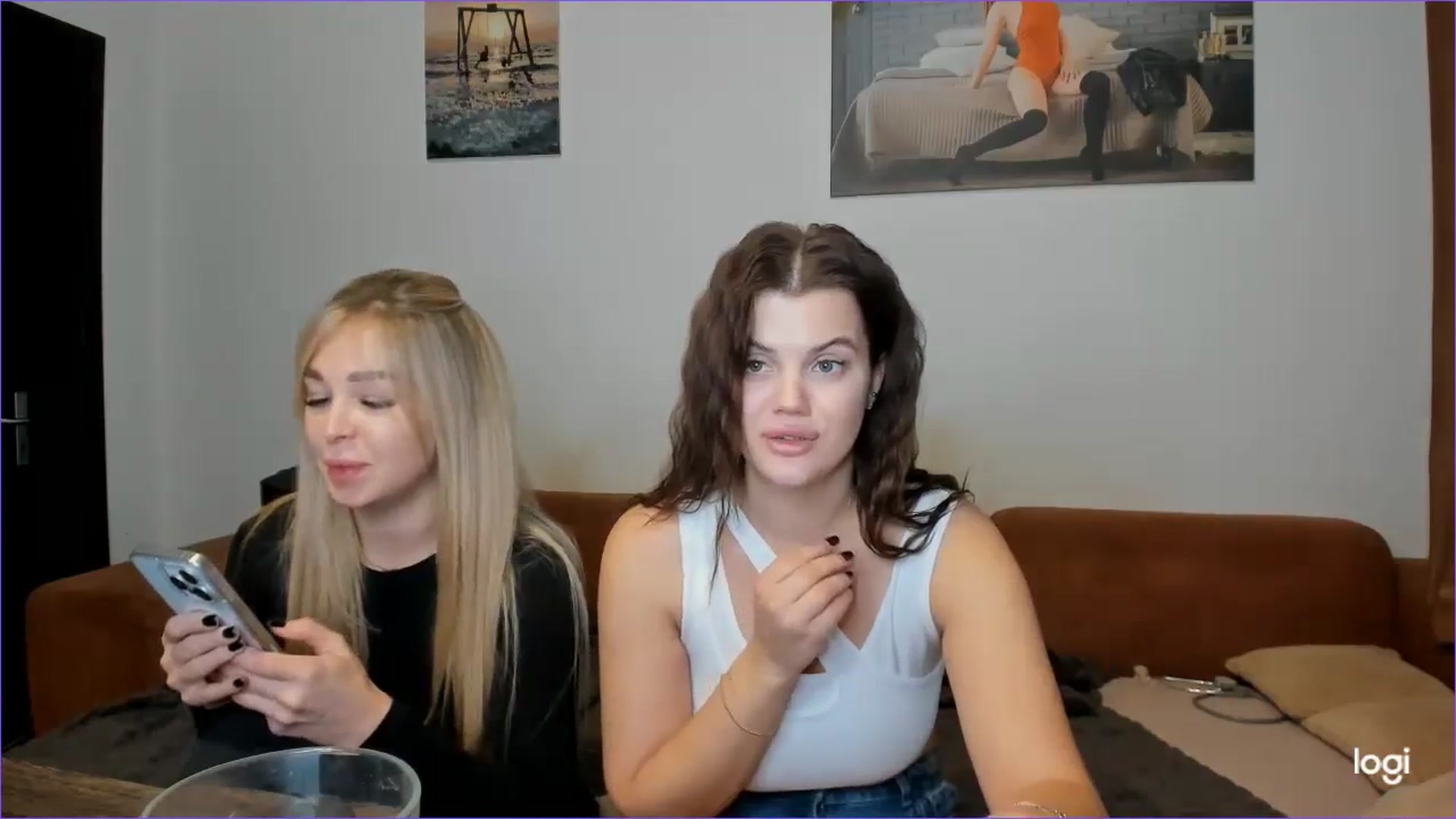Gallery image thumbnail from StefaniNell's myfreecams stream on, 12/15/2024, 12:10 image 4 of 20