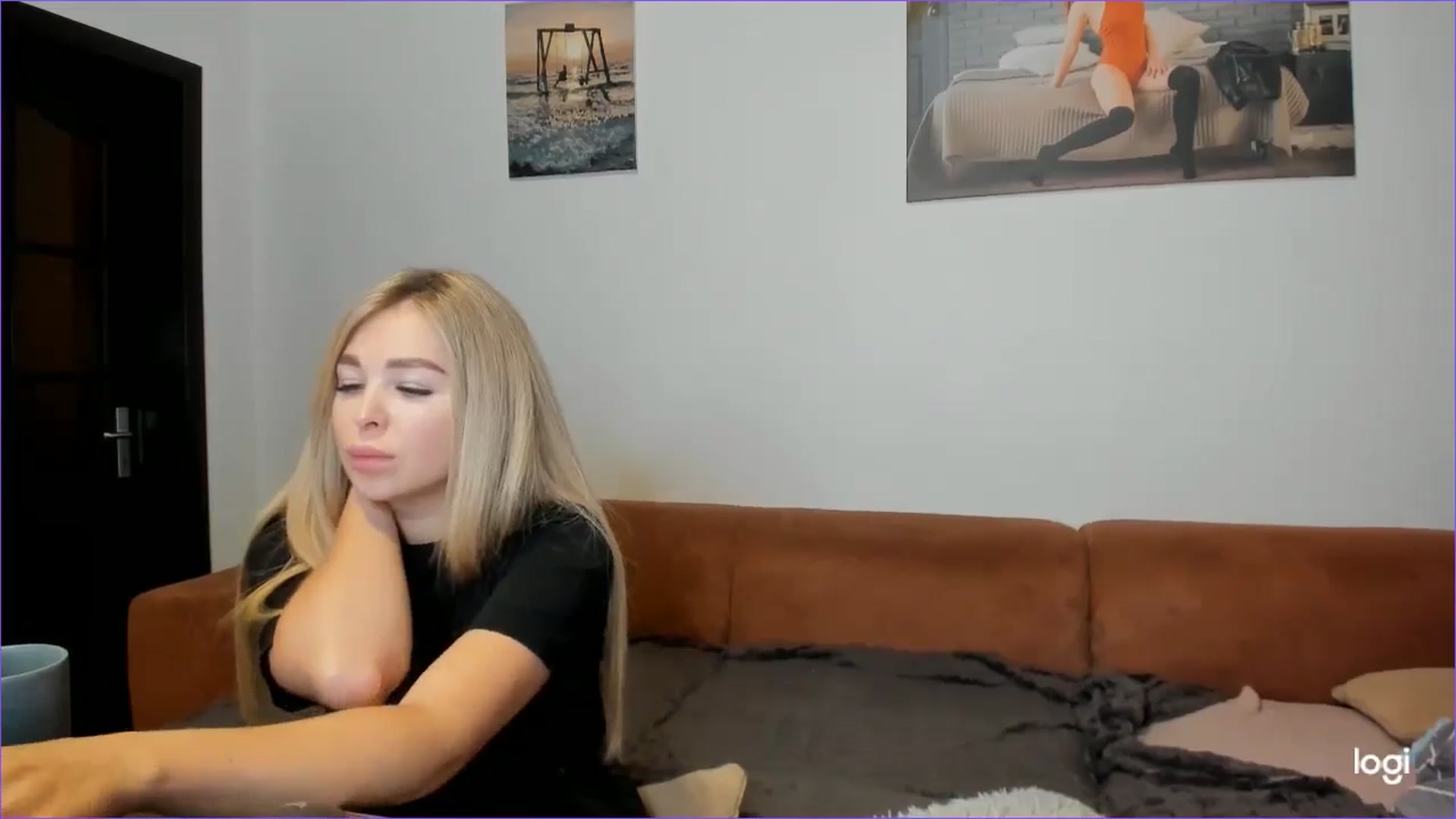 Gallery image thumbnail from StefaniNell's myfreecams stream on, 12/16/2024, 08:59 image 17 of 20