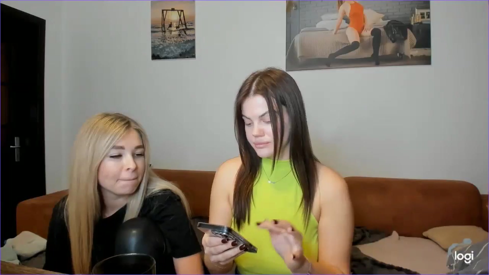 Gallery image thumbnail from StefaniNell's myfreecams stream on, 12/16/2024, 09:49 image 20 of 20