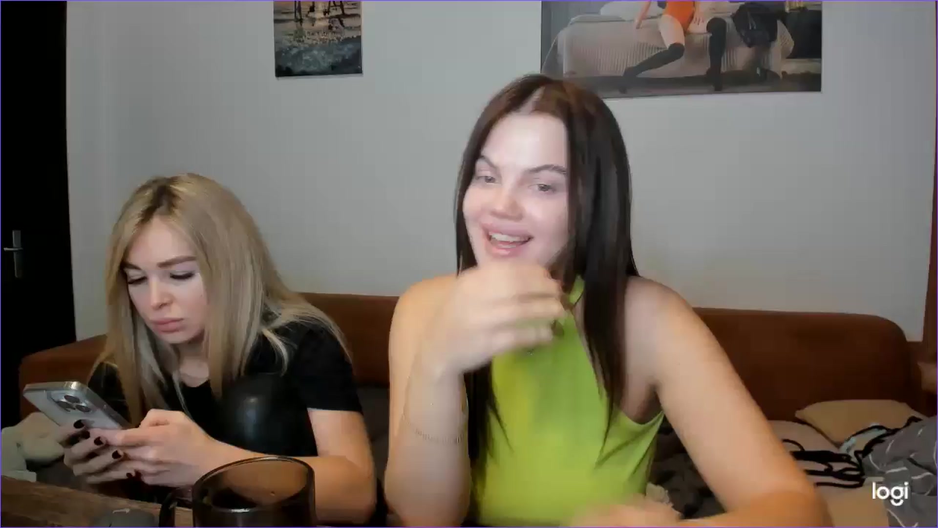 Gallery image thumbnail from StefaniNell's myfreecams stream on, 12/16/2024, 10:35 image 15 of 20
