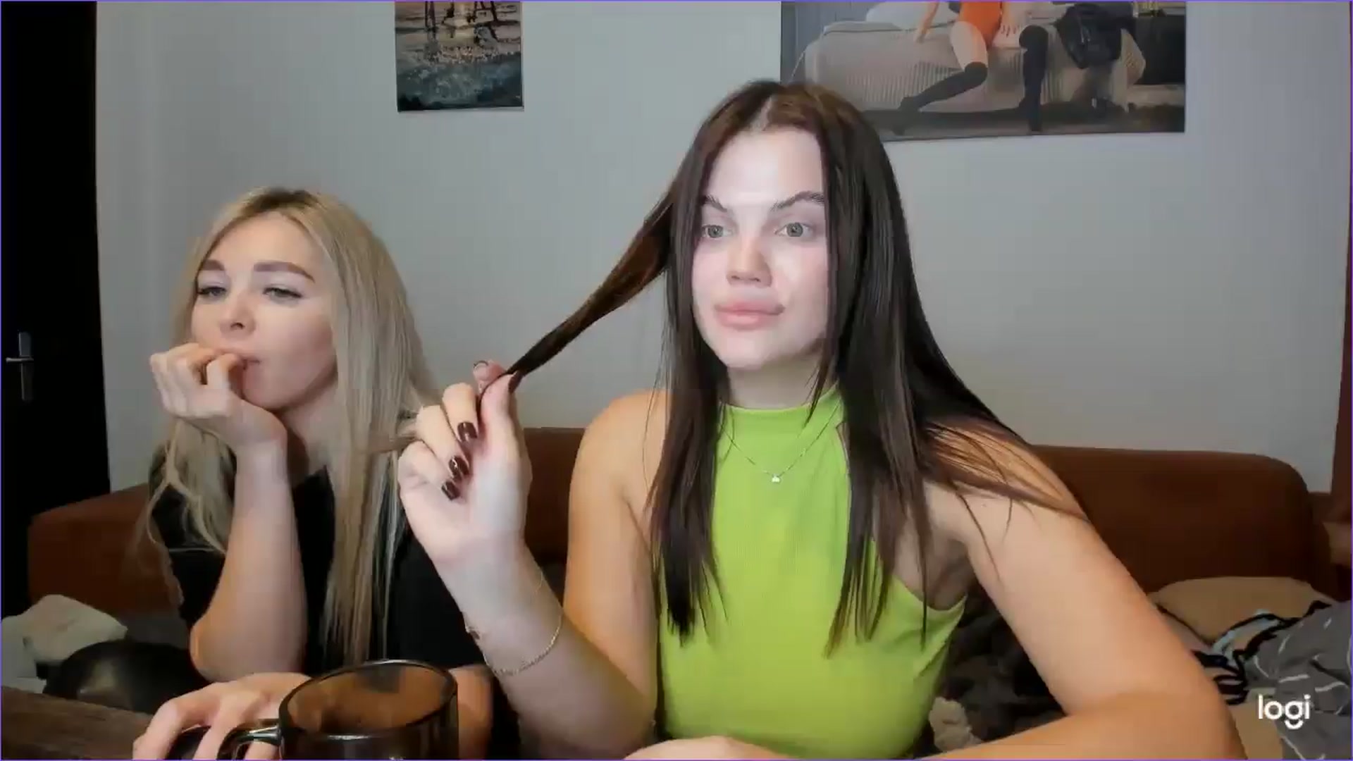 Gallery image thumbnail from StefaniNell's myfreecams stream on, 12/16/2024, 10:35 image 13 of 20