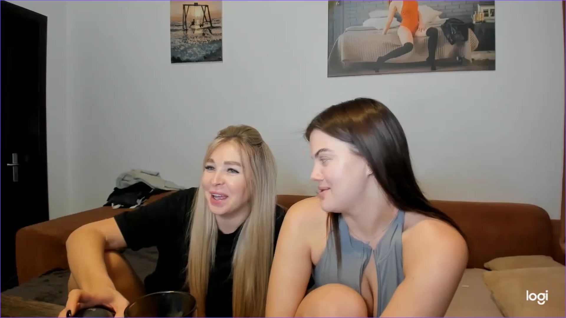 Gallery image thumbnail from StefaniNell's myfreecams stream on, 12/17/2024, 13:02 image 6 of 20