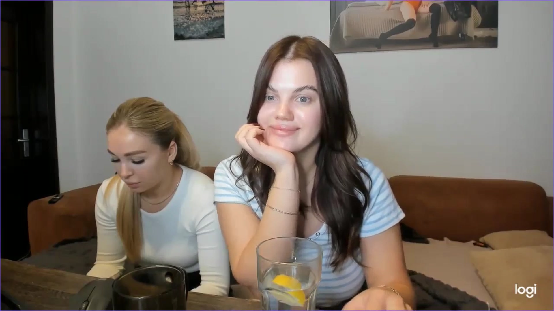 Gallery image thumbnail from StefaniNell's myfreecams stream on, 12/18/2024, 09:25 image 17 of 20