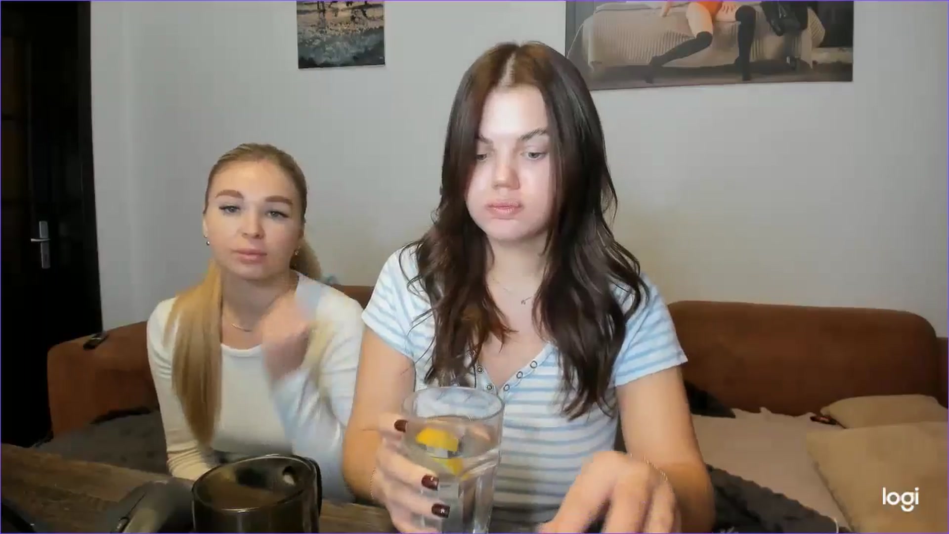 Gallery image thumbnail from StefaniNell's myfreecams stream on, 12/18/2024, 09:25 image 16 of 20