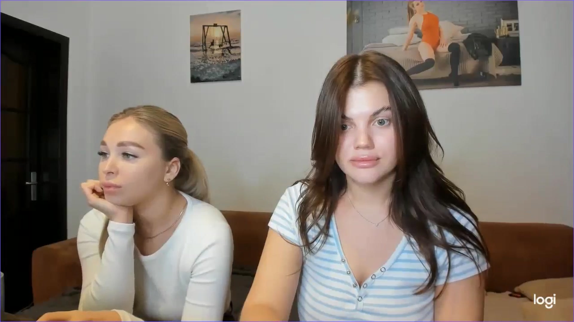 Gallery image thumbnail from StefaniNell's myfreecams stream on, 12/18/2024, 09:25 image 8 of 20