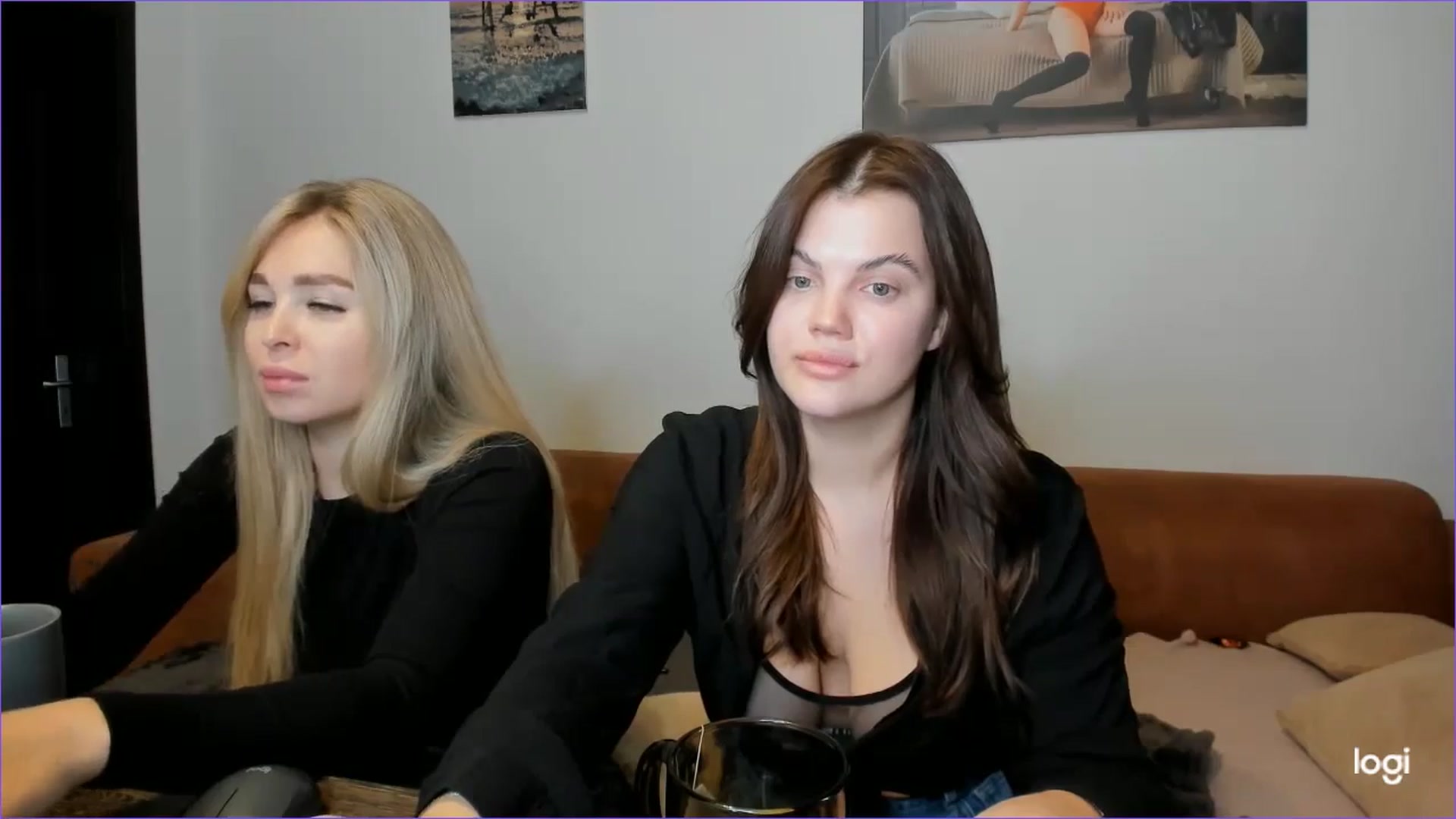Gallery image thumbnail from StefaniNell's myfreecams stream on, 12/19/2024, 11:19 image 10 of 20