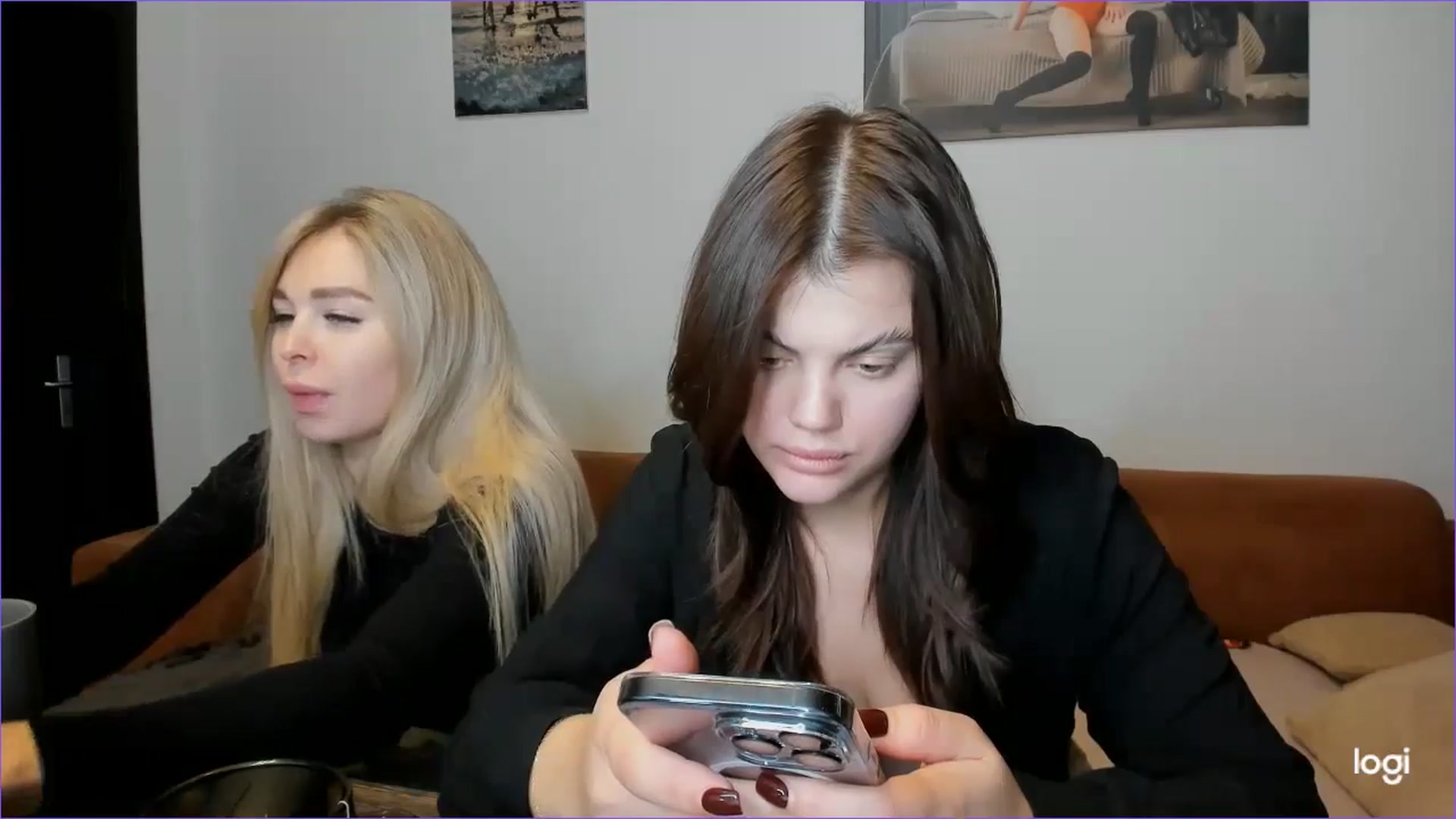 Gallery image thumbnail from StefaniNell's myfreecams stream on, 12/19/2024, 11:19 image 3 of 20