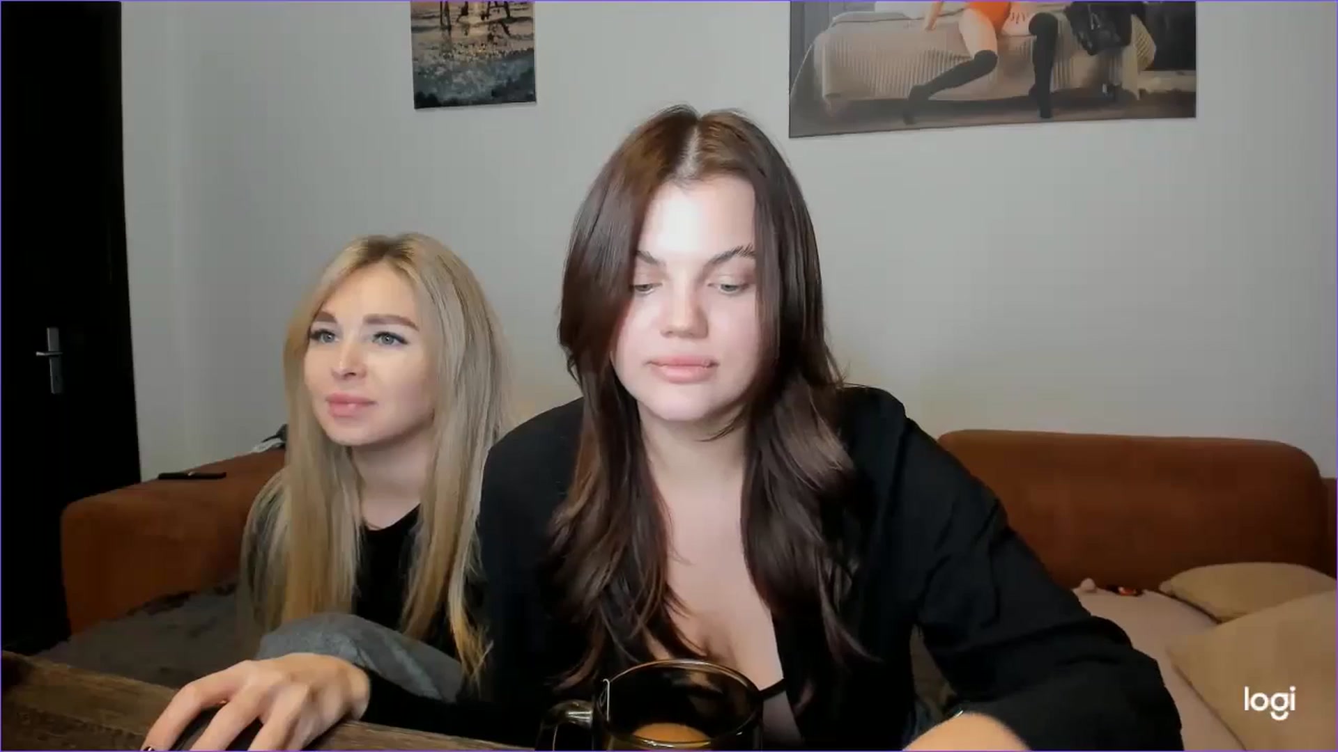 Gallery image thumbnail from StefaniNell's myfreecams stream on, 12/19/2024, 11:19 image 18 of 20