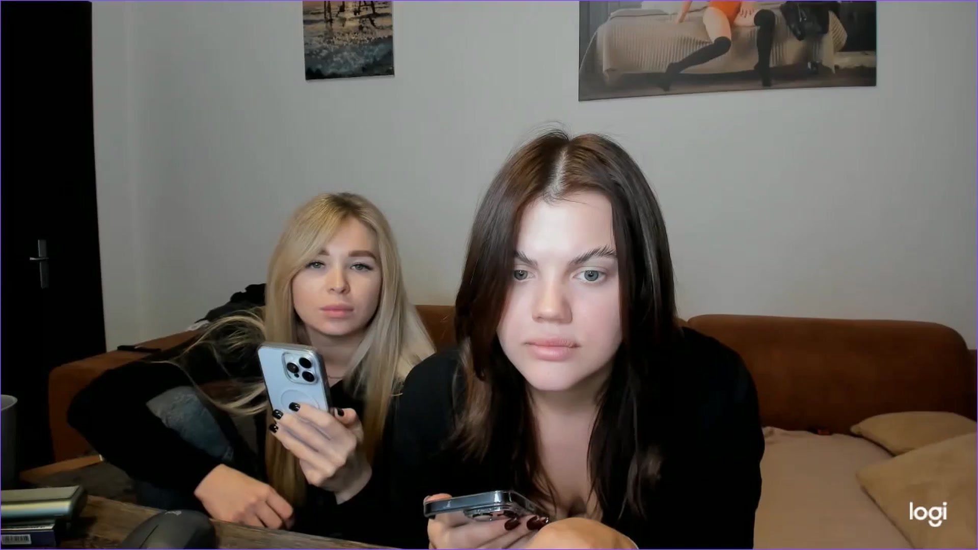 Gallery image thumbnail from StefaniNell's myfreecams stream on, 12/19/2024, 11:55 image 19 of 20