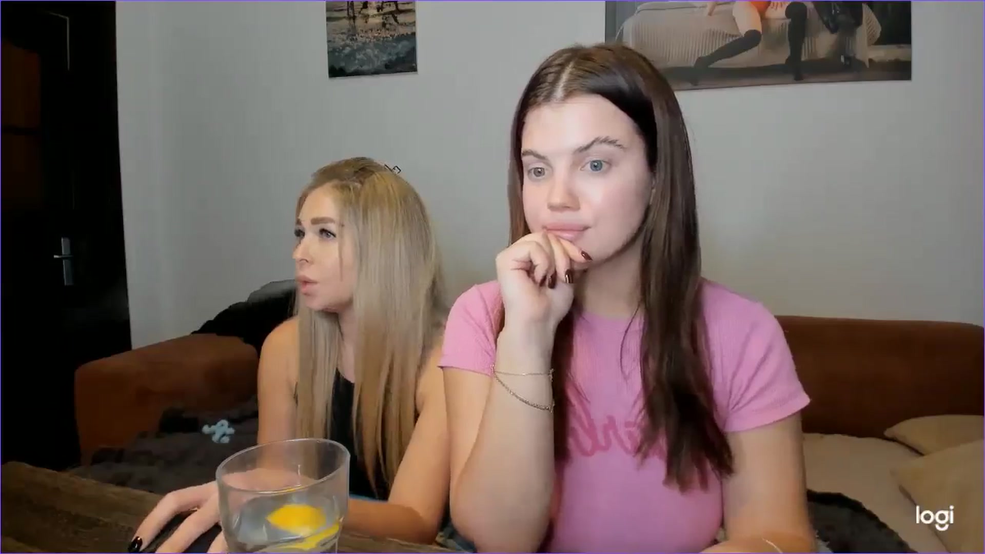 Gallery image thumbnail from StefaniNell's myfreecams stream on, 12/20/2024, 10:46 image 17 of 20