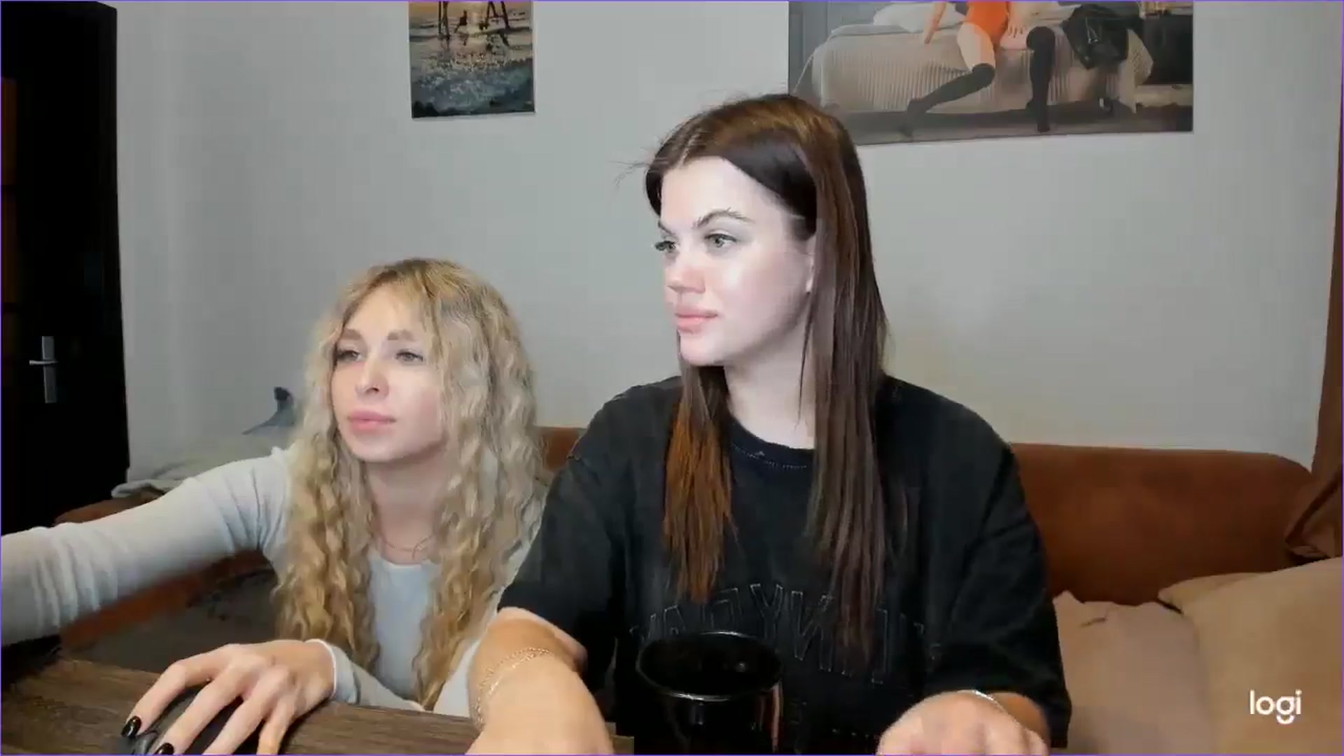 Gallery image thumbnail from StefaniNell's myfreecams stream on, 12/24/2024, 14:00 image 13 of 20