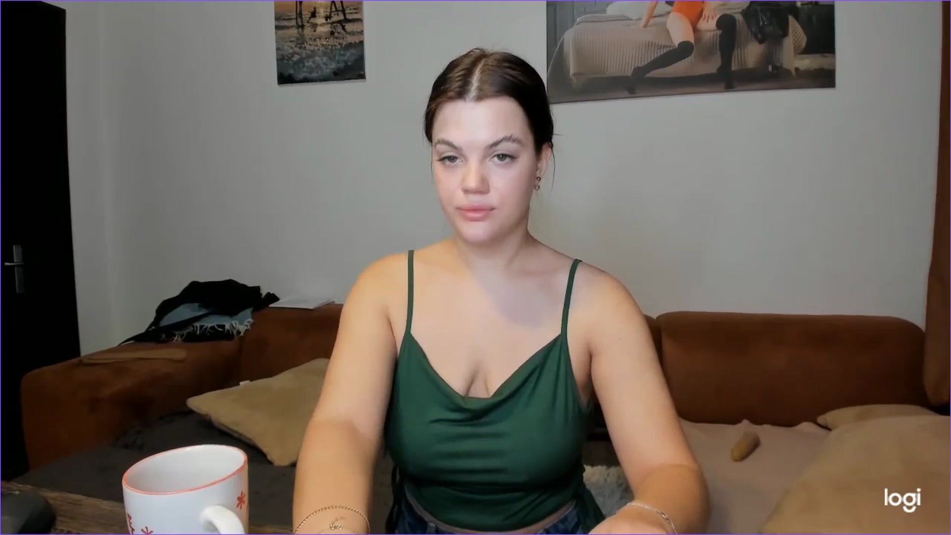Gallery image thumbnail from StefaniNell's myfreecams stream on, 12/25/2024, 08:51 image 8 of 20