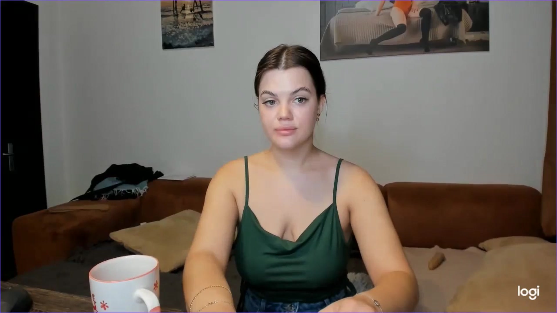 Gallery image thumbnail from StefaniNell's myfreecams stream on, 12/25/2024, 08:51 image 12 of 20