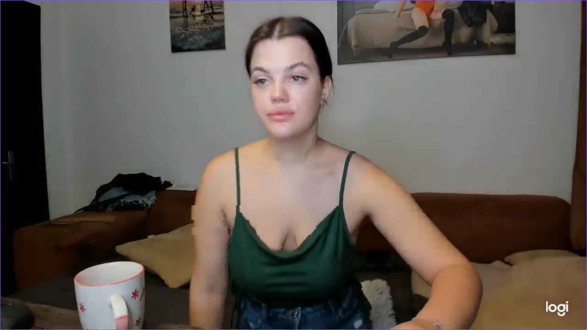 Gallery image thumbnail from StefaniNell's myfreecams stream on, 12/25/2024, 08:51 image 18 of 20