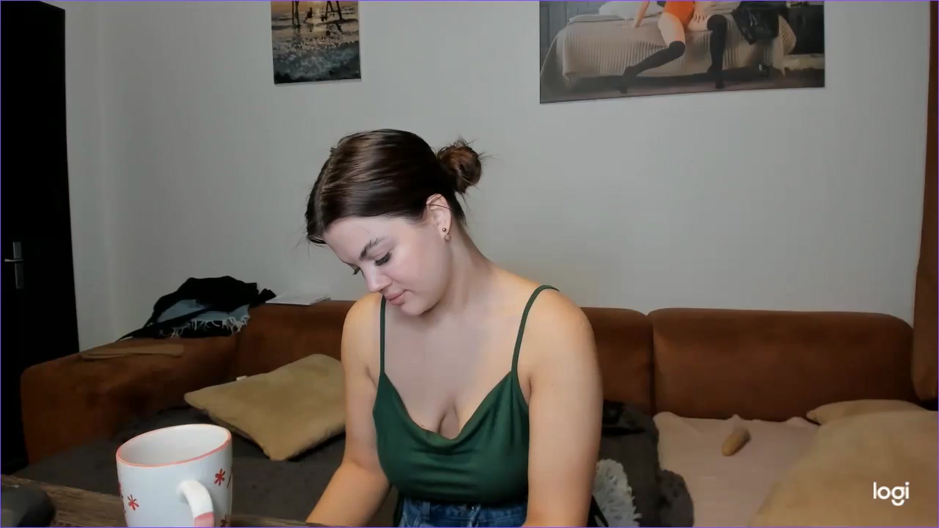 Gallery image thumbnail from StefaniNell's myfreecams stream on, 12/25/2024, 08:51 image 13 of 20