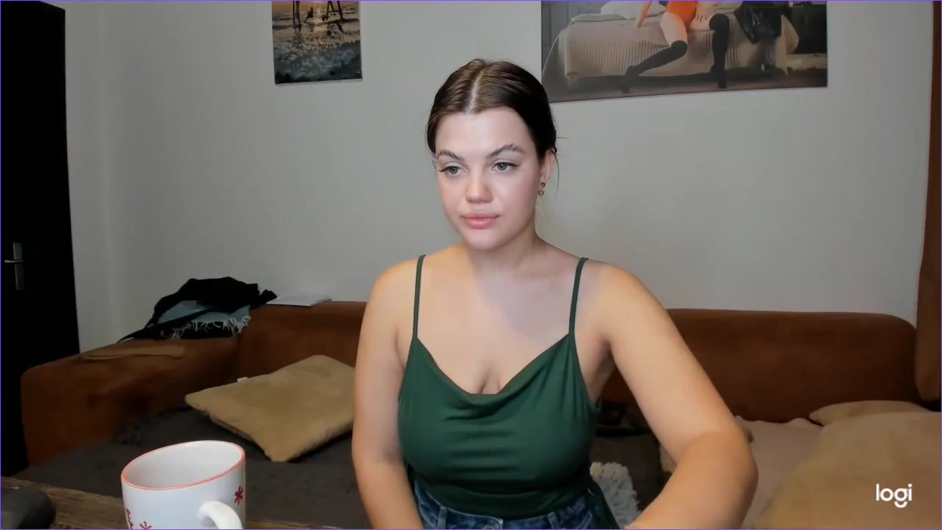 Gallery image thumbnail from StefaniNell's myfreecams stream on, 12/25/2024, 08:51 image 9 of 20