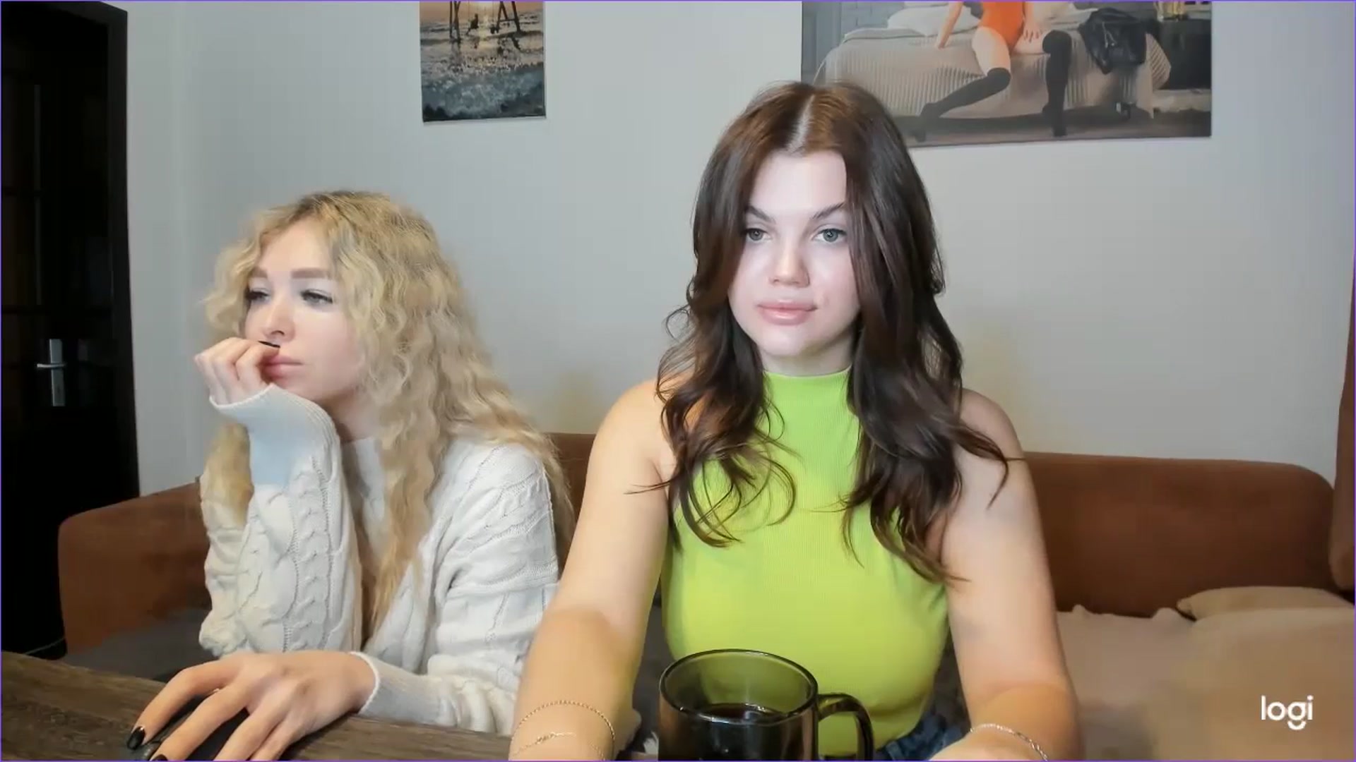 Gallery image thumbnail from StefaniNell's myfreecams stream on, 12/26/2024, 07:33 image 13 of 20