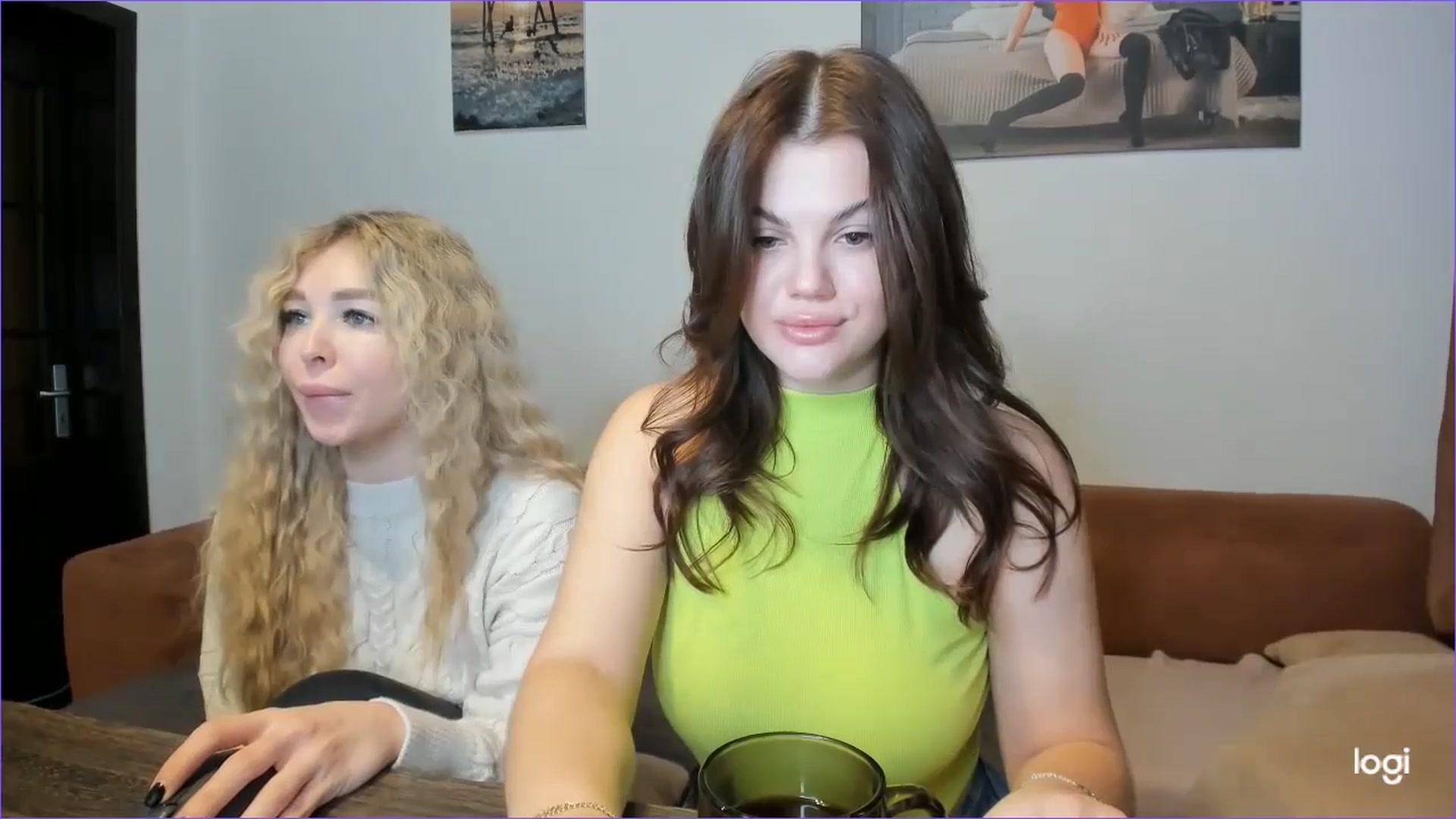 Gallery image thumbnail from StefaniNell's myfreecams stream on, 12/26/2024, 07:33 image 14 of 20