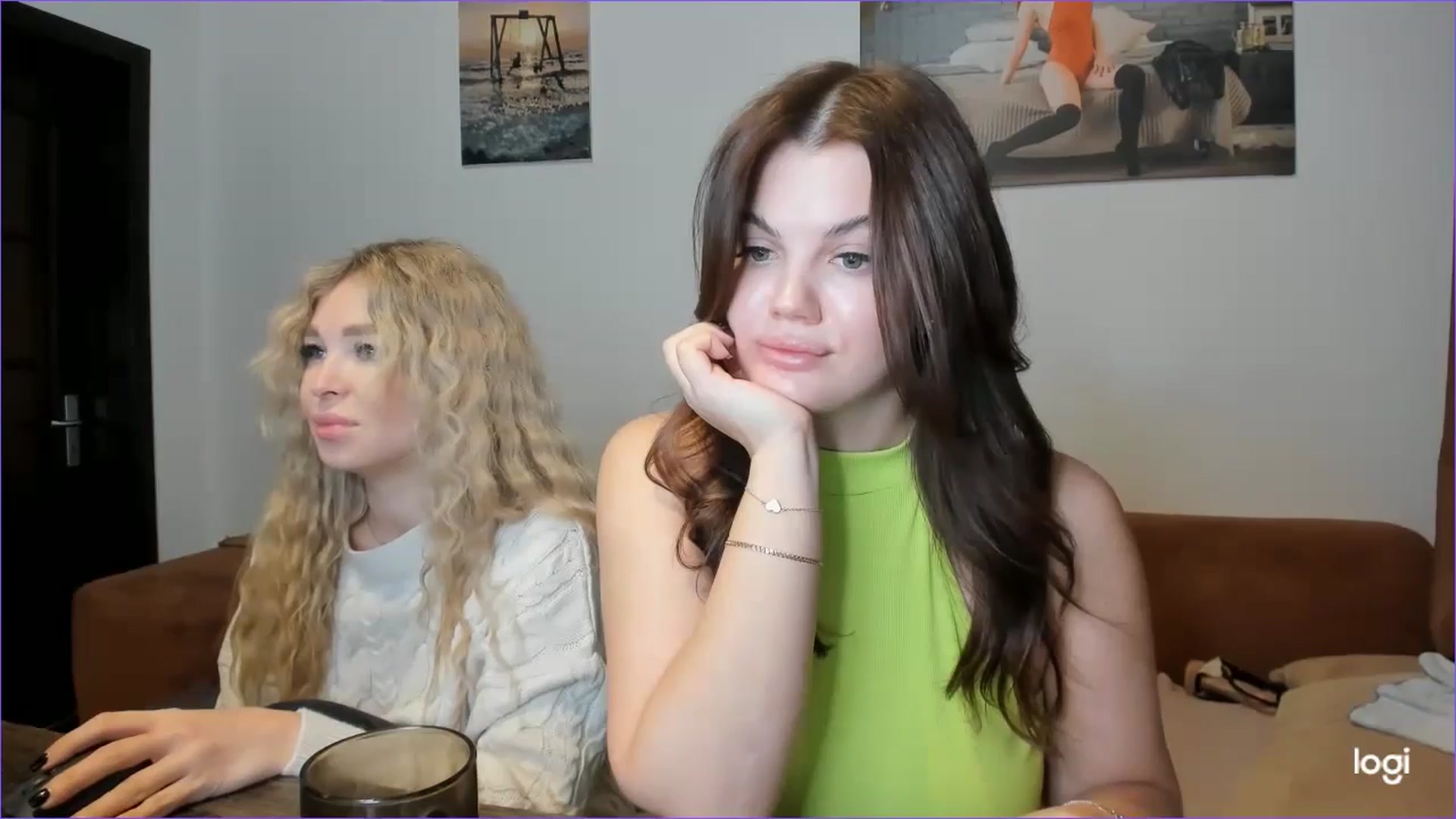 Gallery image thumbnail from StefaniNell's myfreecams stream on, 12/26/2024, 08:14 image 18 of 20