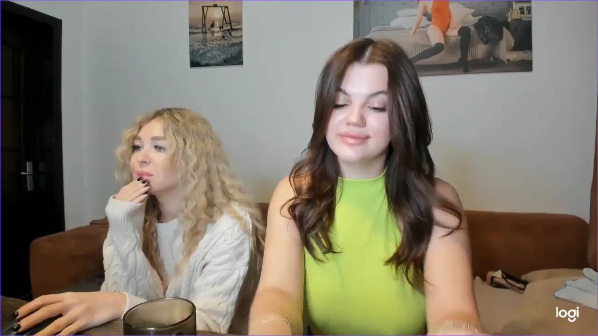 Gallery image thumbnail from StefaniNell's myfreecams stream on, 12/26/2024, 08:14 image 19 of 20