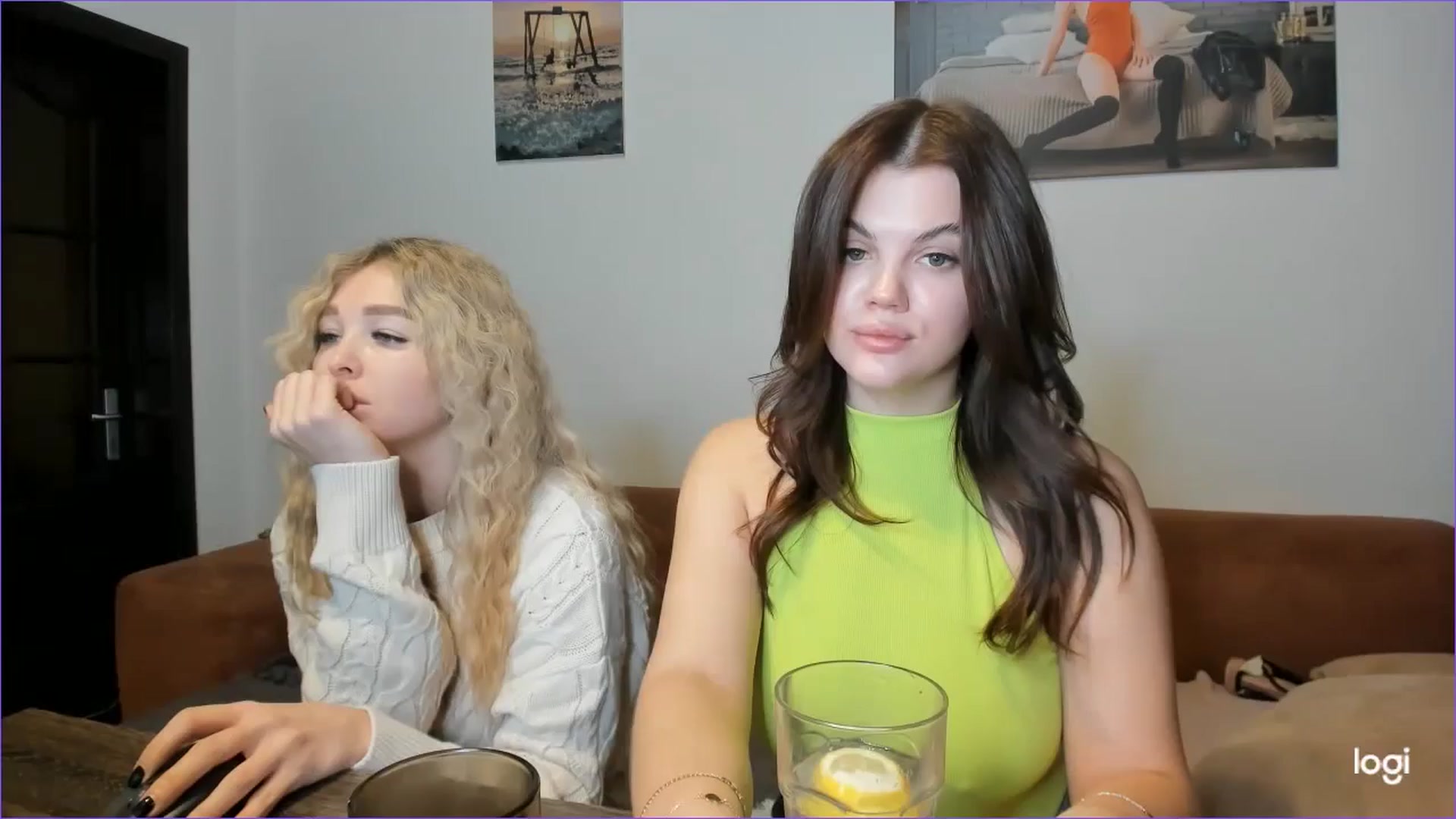 Gallery image thumbnail from StefaniNell's myfreecams stream on, 12/26/2024, 10:04 image 1 of 20
