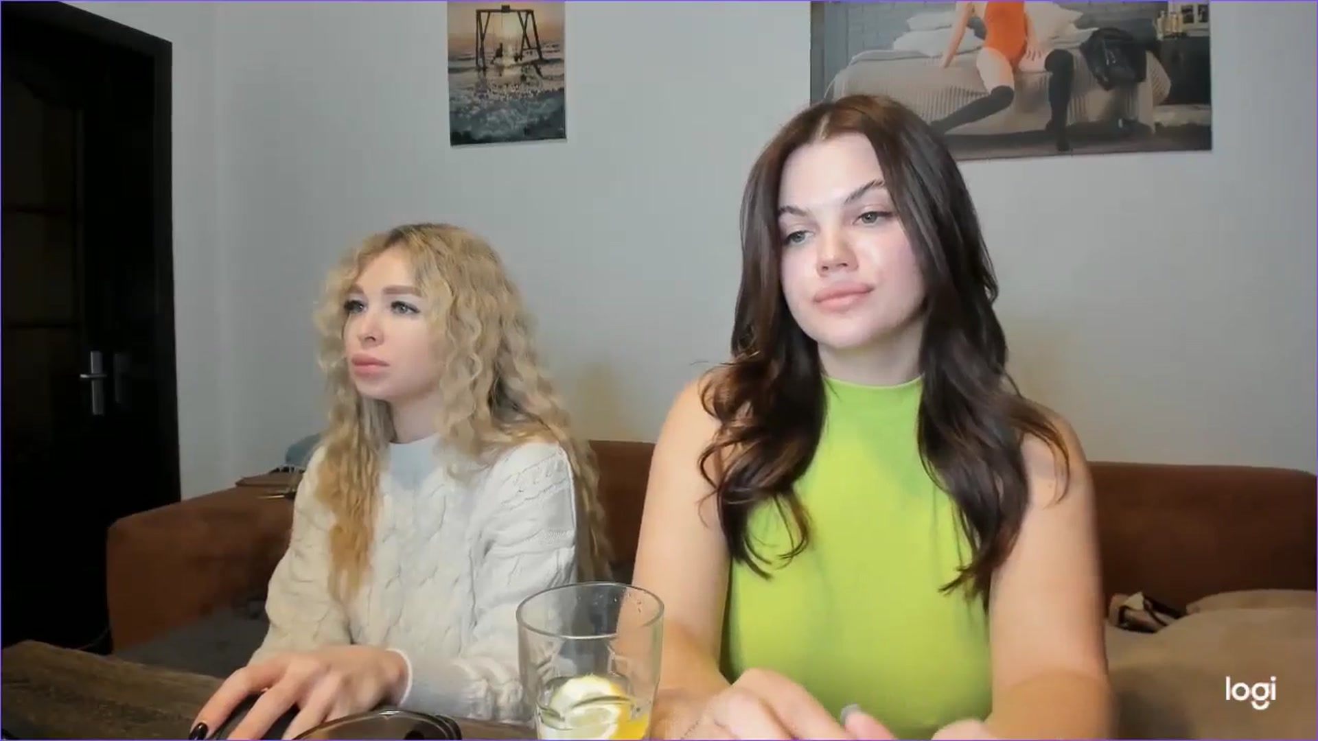 Gallery image thumbnail from StefaniNell's myfreecams stream on, 12/26/2024, 10:04 image 10 of 20
