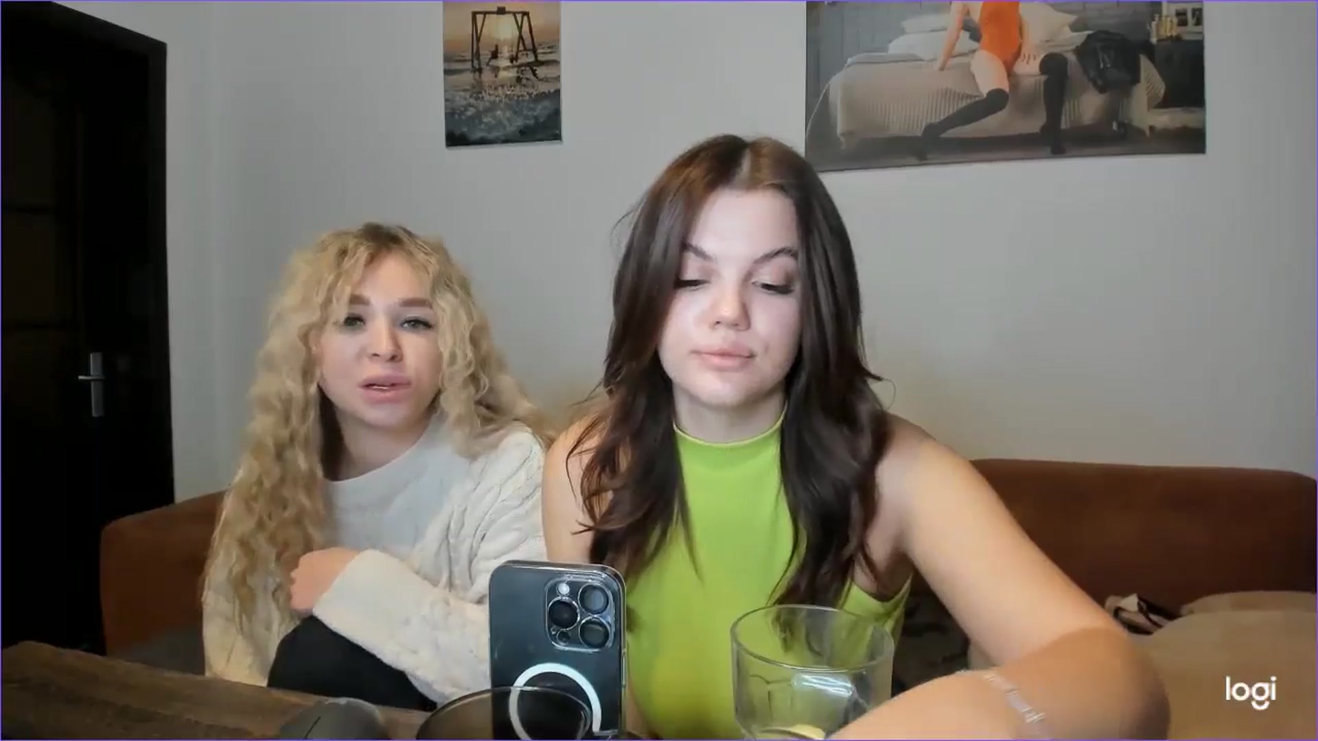 Gallery image thumbnail from StefaniNell's myfreecams stream on, 12/26/2024, 10:04 image 7 of 20