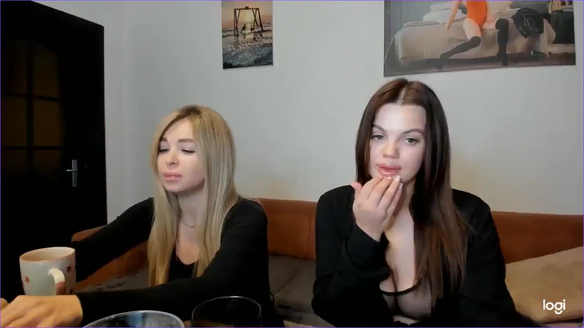 Gallery image thumbnail from StefaniNell's myfreecams stream on, 12/31/2024, 08:41 image 6 of 20