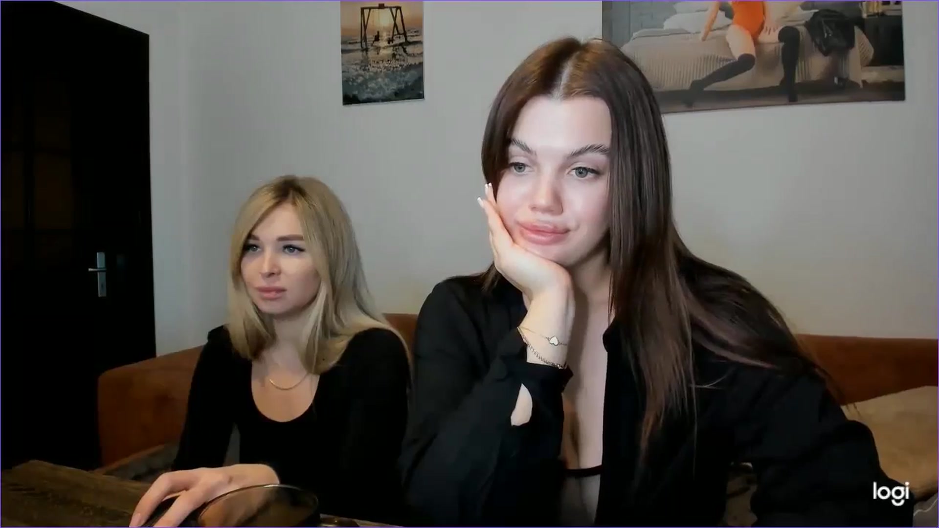 Gallery image thumbnail from StefaniNell's myfreecams stream on, 12/31/2024, 10:55 image 7 of 20