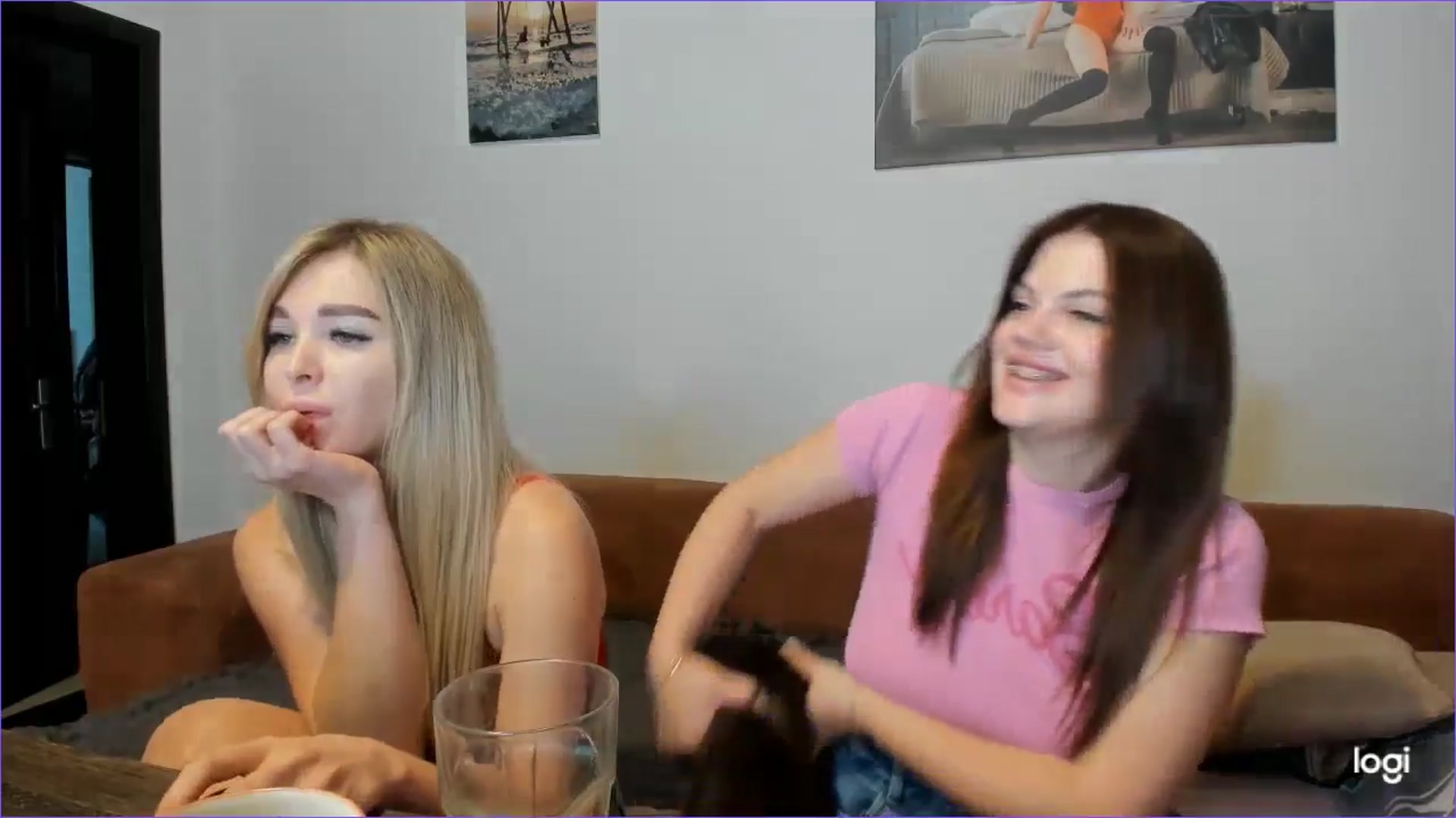 Gallery image thumbnail from StefaniNell's myfreecams stream on, 01/02/2025, 10:06 image 8 of 20
