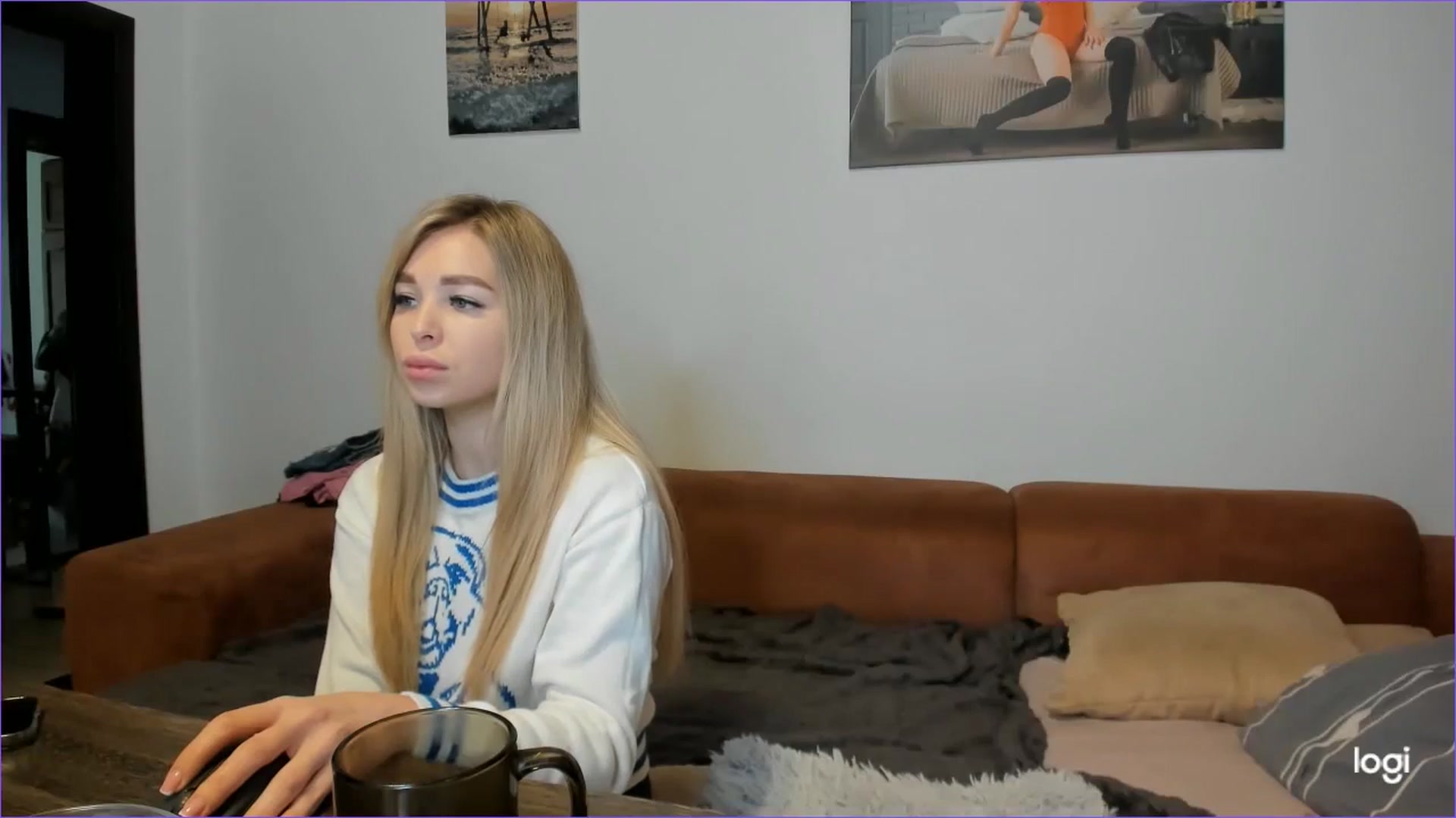 Gallery image thumbnail from StefaniNell's myfreecams stream on, 01/03/2025, 09:01 image 8 of 20