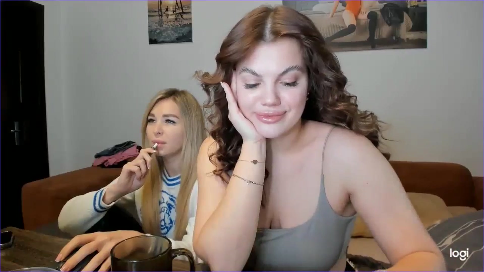Gallery image thumbnail from StefaniNell's myfreecams stream on, 01/03/2025, 09:01 image 12 of 20