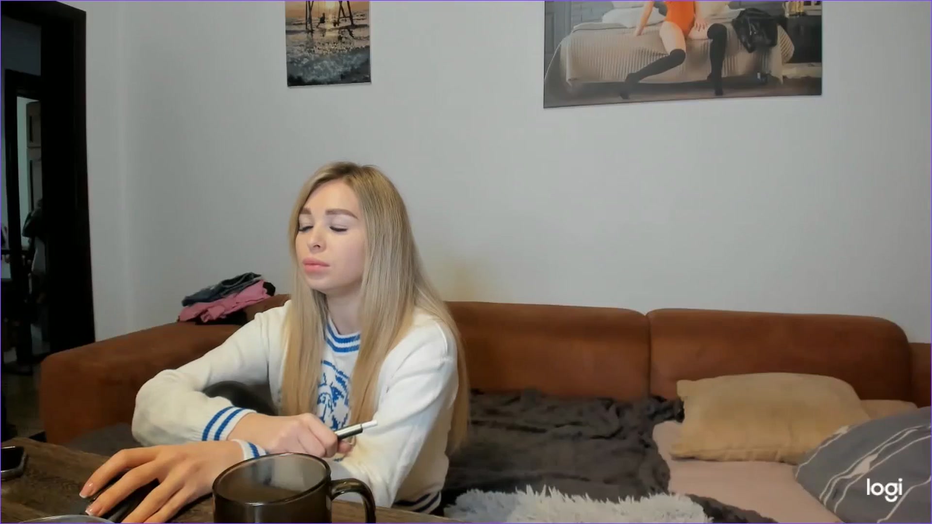 Gallery image thumbnail from StefaniNell's myfreecams stream on, 01/03/2025, 09:01 image 9 of 20