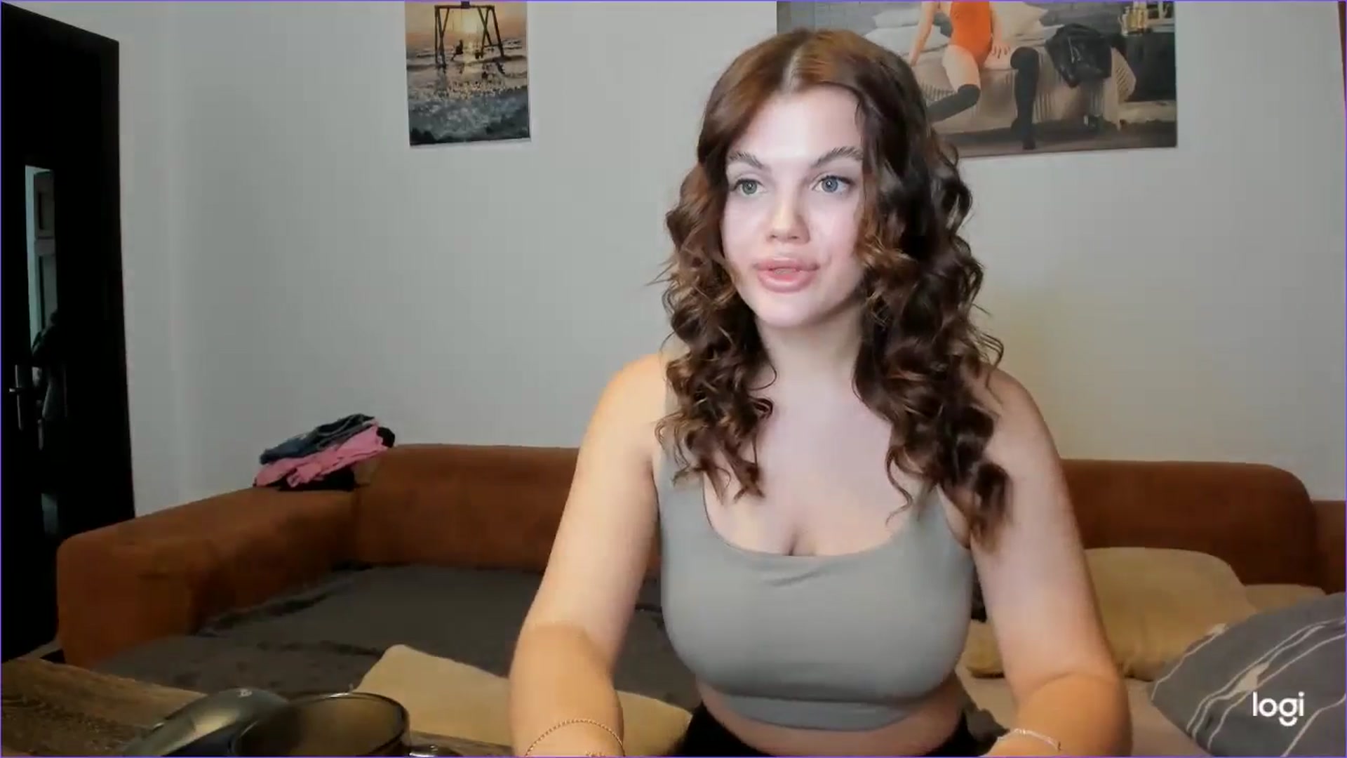 Gallery image thumbnail from StefaniNell's myfreecams stream on, 01/03/2025, 09:28 image 2 of 20