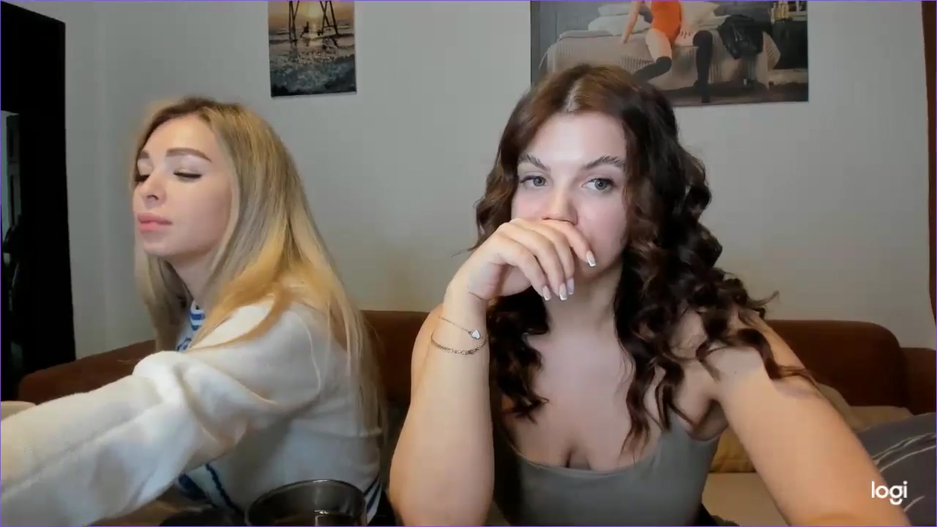 Gallery image thumbnail from StefaniNell's myfreecams stream on, 01/03/2025, 10:38 image 20 of 20