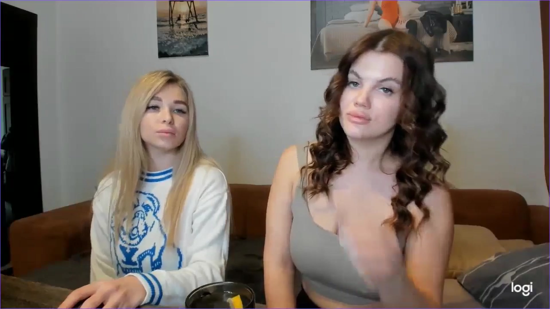 Gallery image thumbnail from StefaniNell's myfreecams stream on, 01/03/2025, 10:38 image 11 of 20